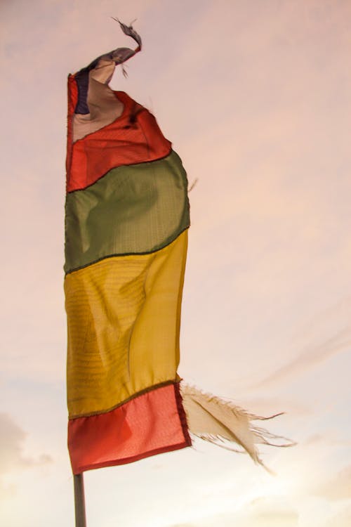 Darmowe zdjęcie z galerii z ciepły, flaga, kolory