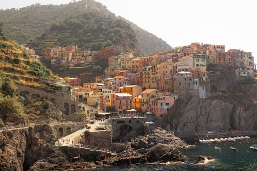 Vibrant hillside village of Manarola in Cinque Terre, Italy, overlooking the sea.