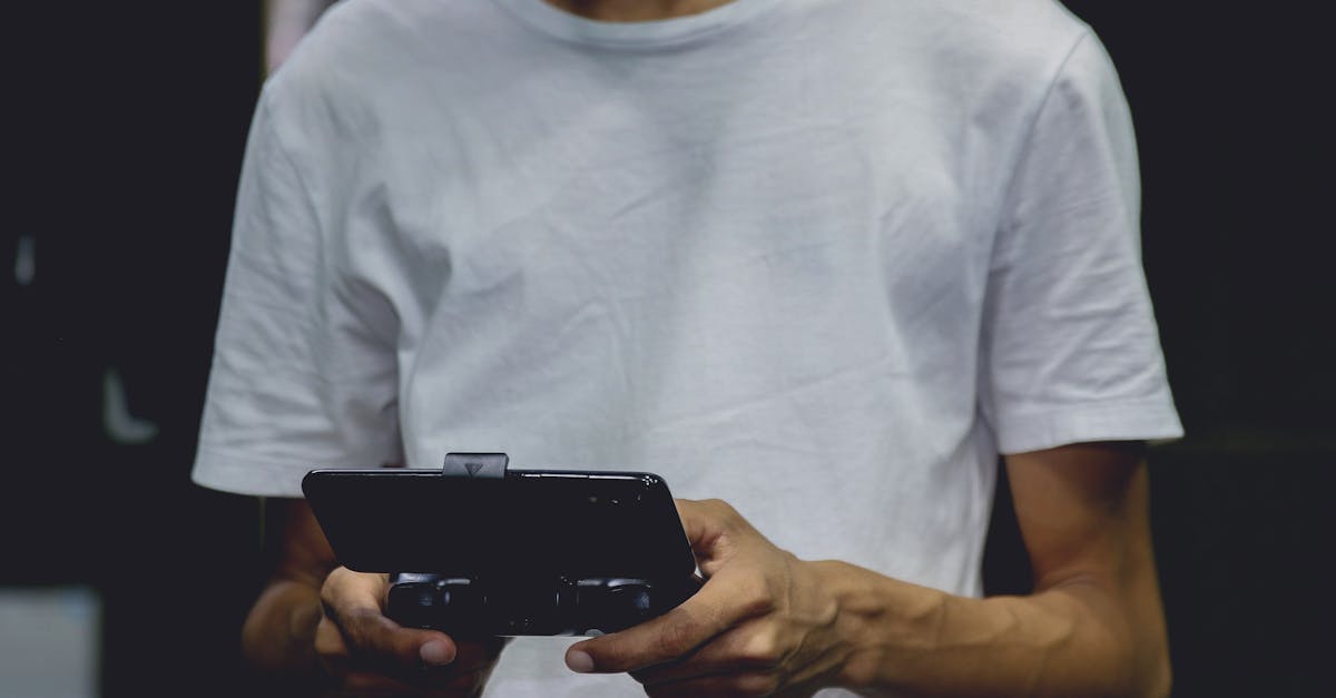 How to lock screen on iPad while playing video