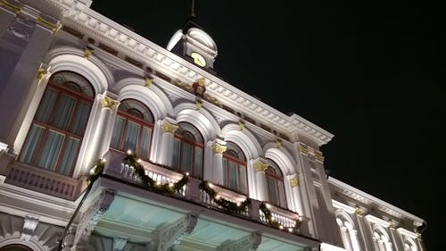 Foto profissional grátis de arquitetura, Céu escuro, construção