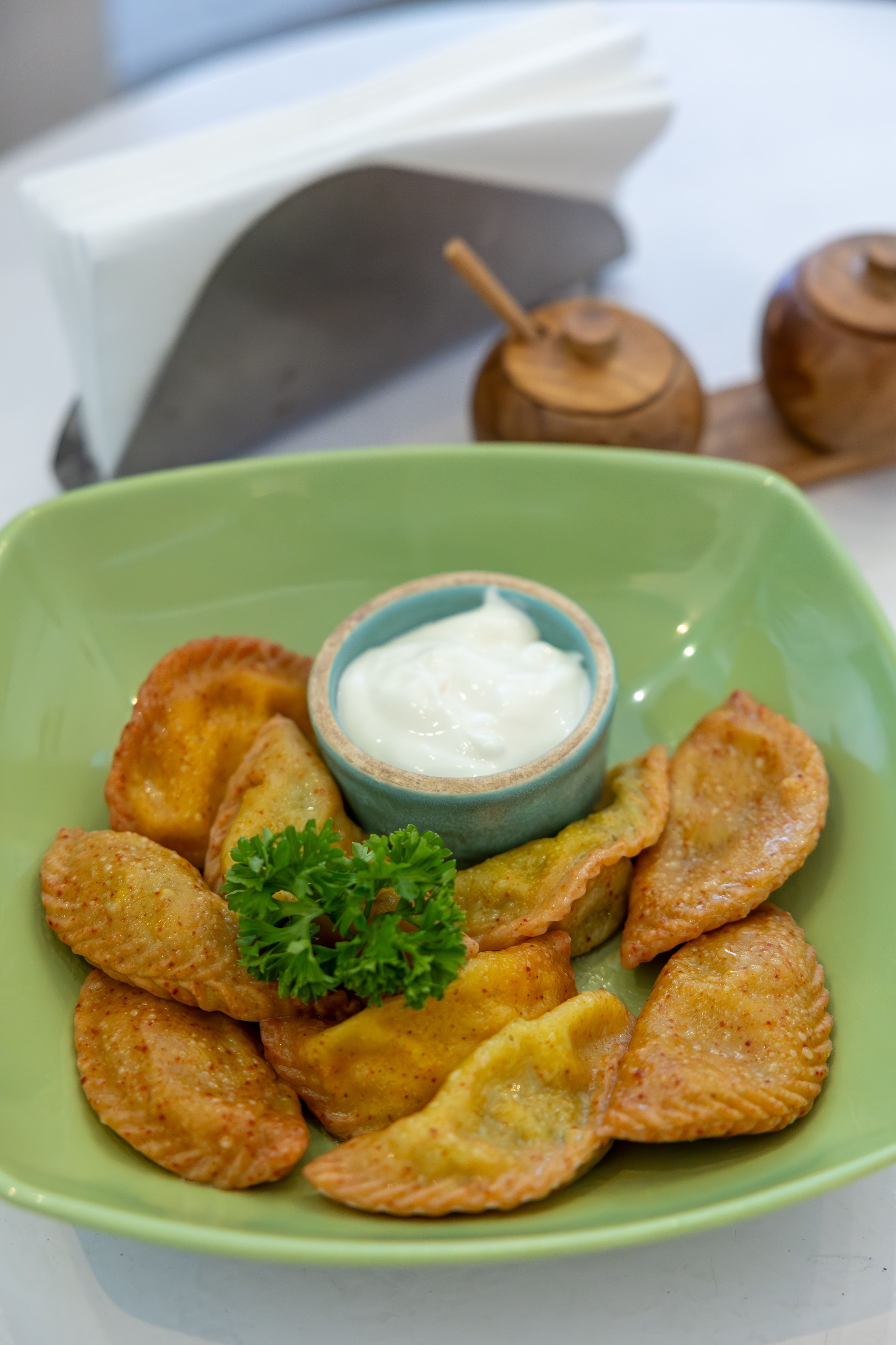 아침, 점심, 저녁 식사의 실제 사진