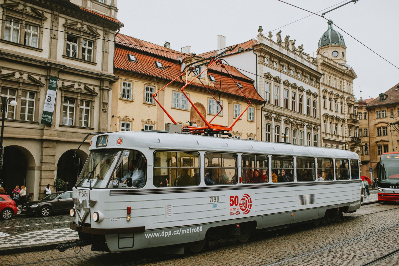 De kabelbaan naar de Petřín rijdt niet