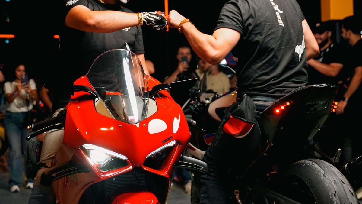 Pourquoi investir dans un système de communication Bluetooth pour motards en 2026 ?