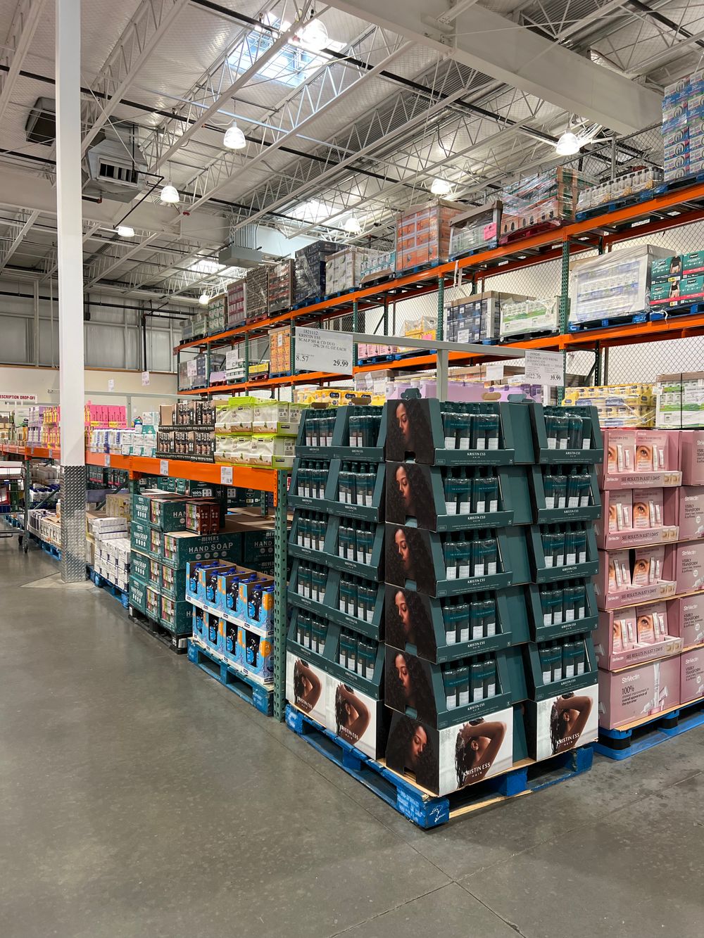 Pharmaceutical warehouse