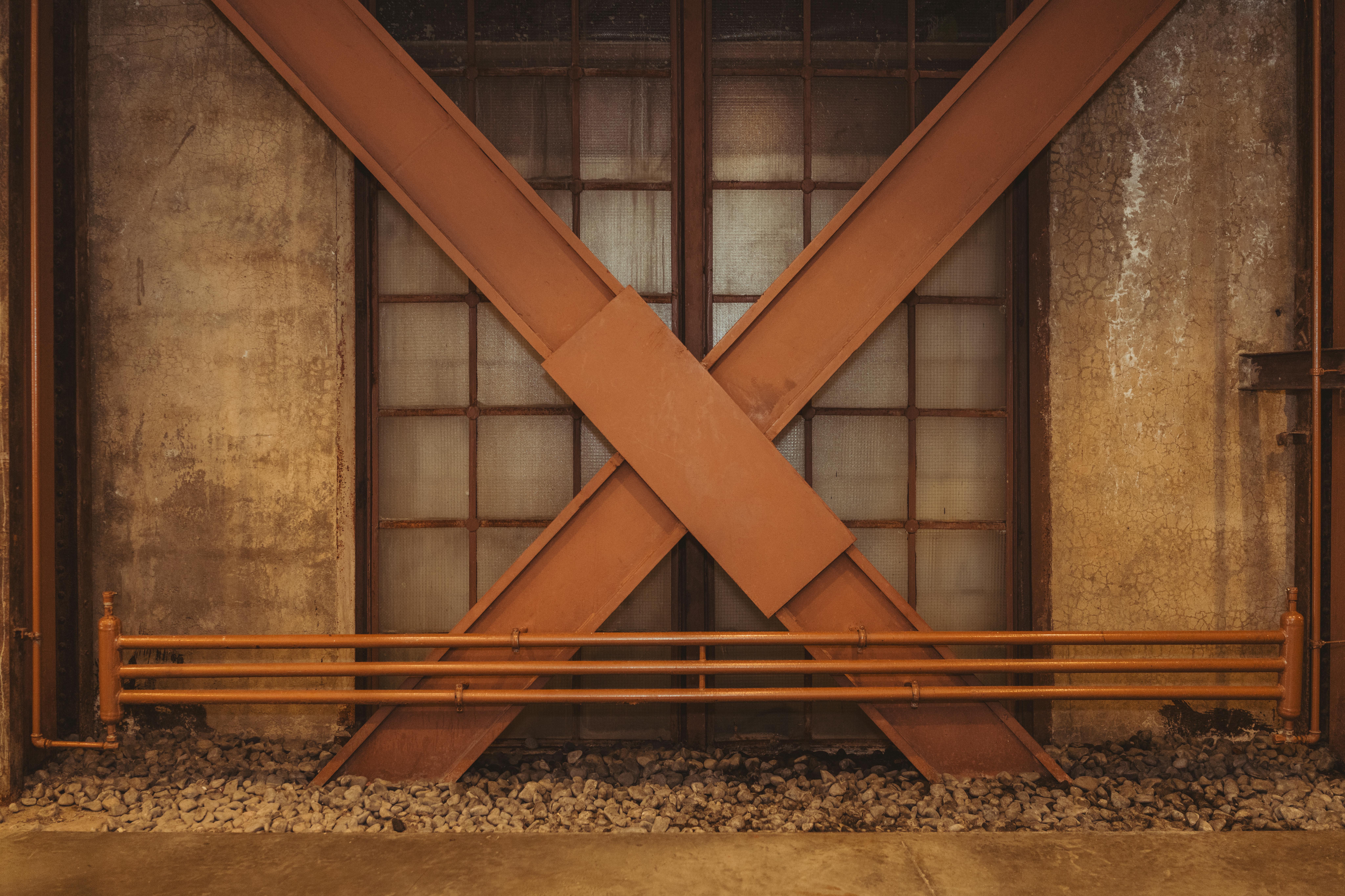 Exposed brick and steel beams in a warehouse apartment - converted warehouse apartments