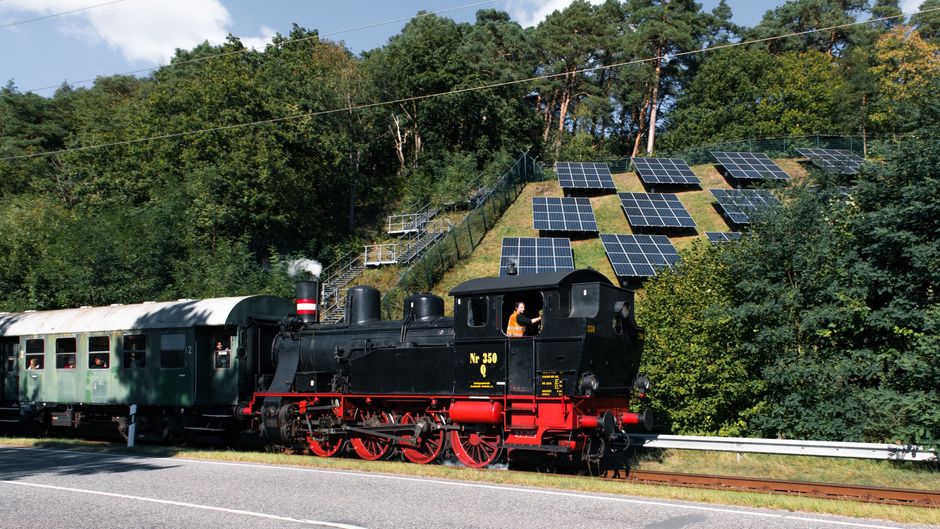 Luxury train powered by renewable energy
