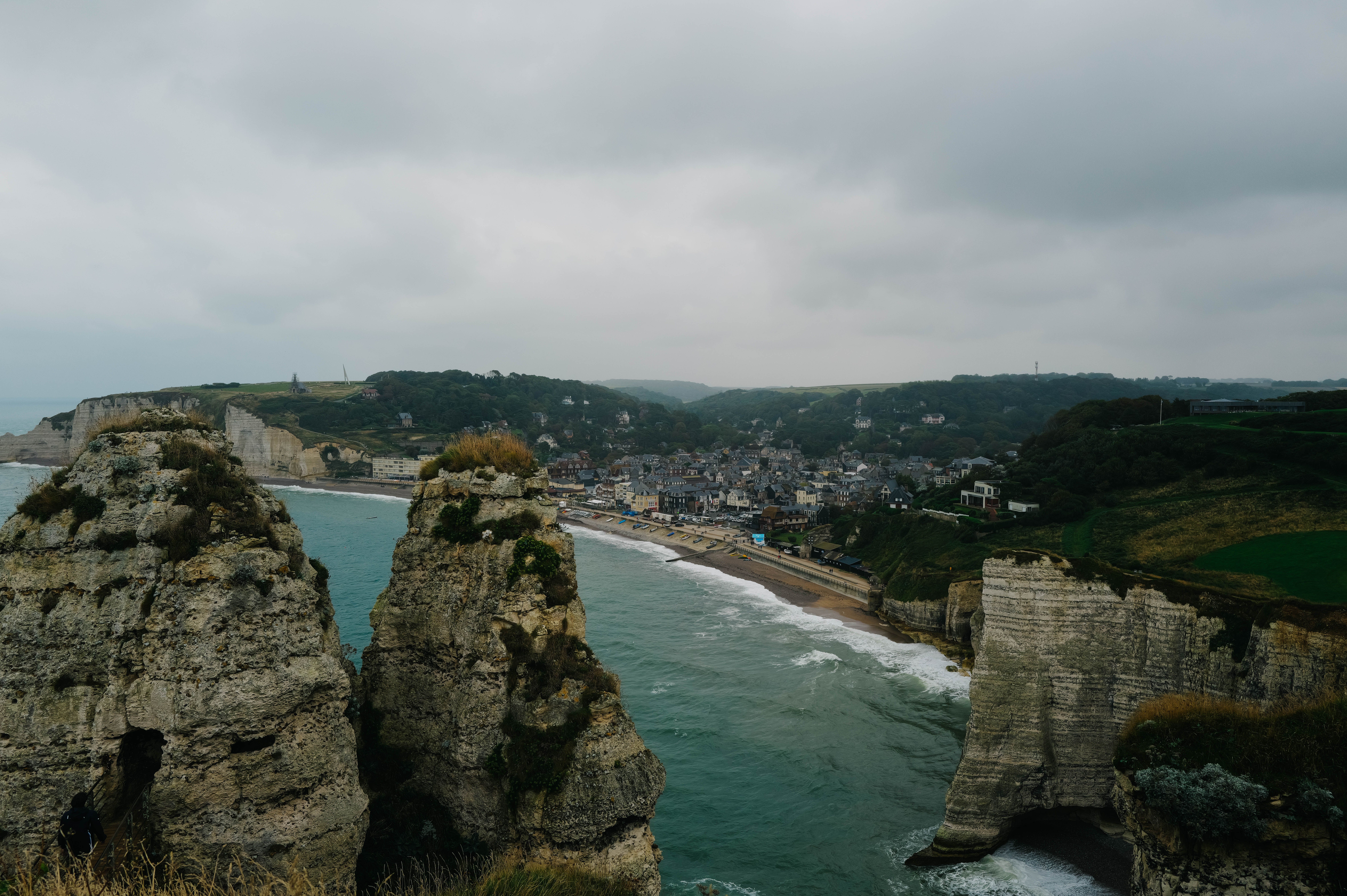 Dramatic View of Étretat Cliffs and Town · Free Stock Photo