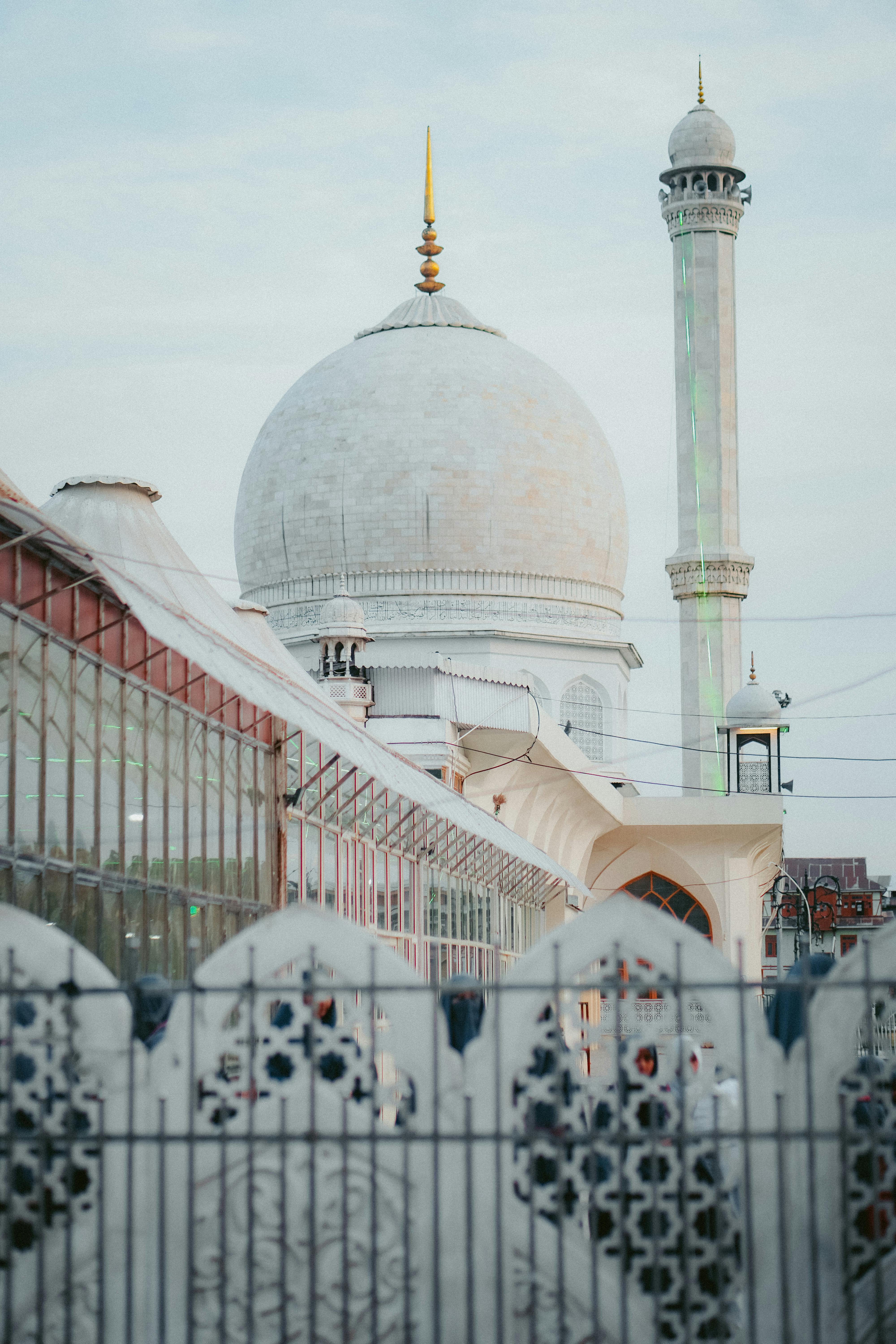 beautiful hazratbal shrine at sunrise