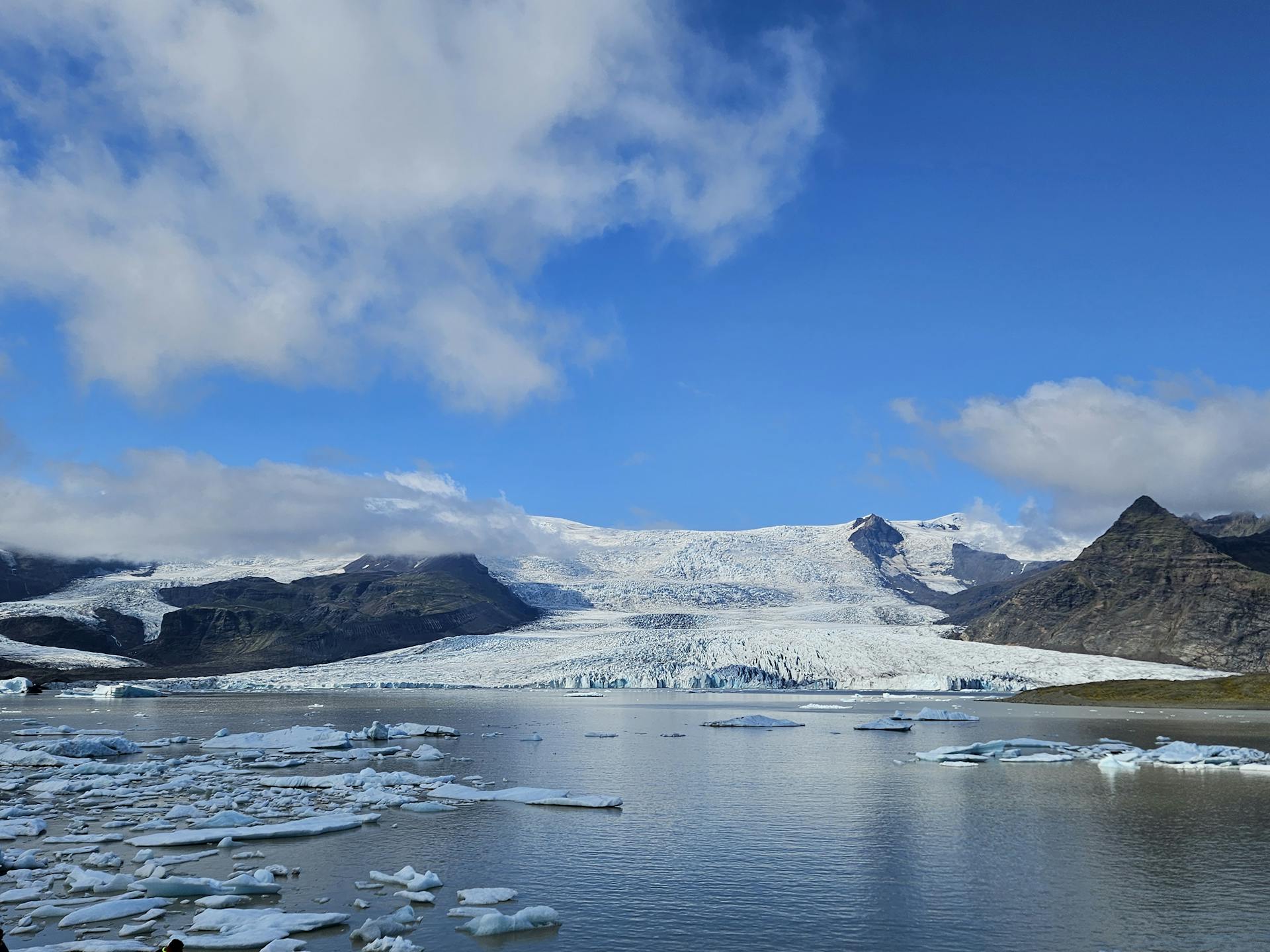 Un paysage glaciaire à Vatnajökull, en Islande