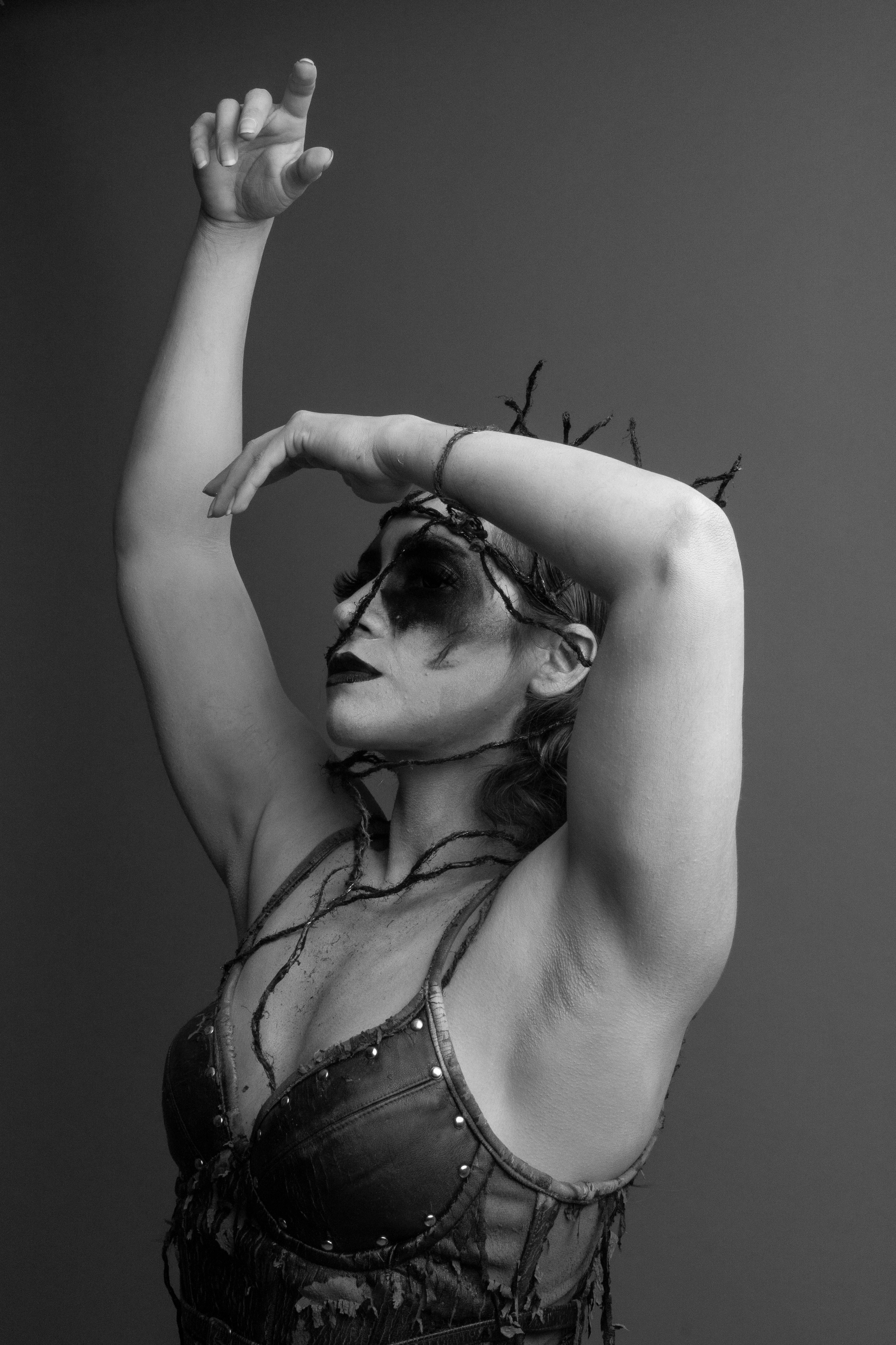 Ücretsiz Yaratıcı Makyajla çarpıcı Siyah Beyaz Sanatsal Portre Stok Fotoğraflar