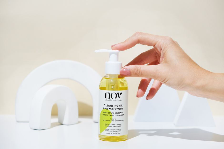 Oil Cleansing and Natural Facial Oils