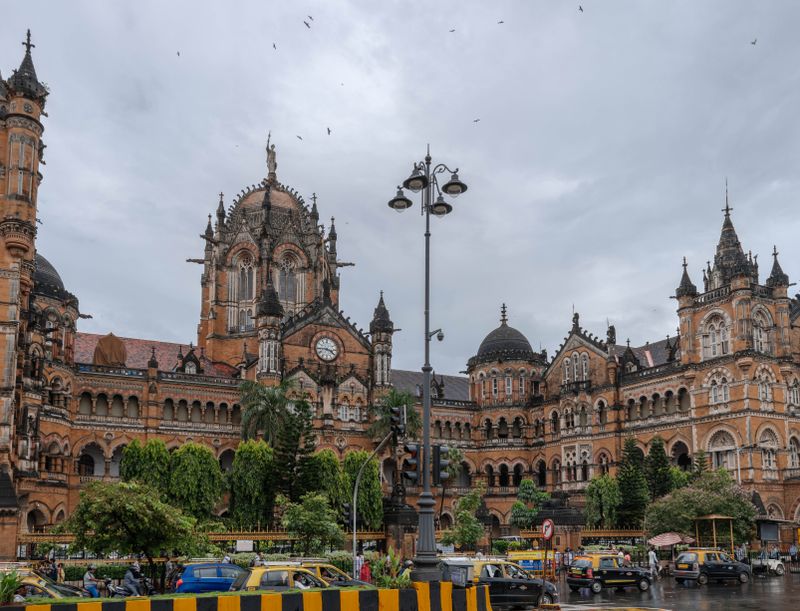 Mumbai's Sacred & Scenic Icons