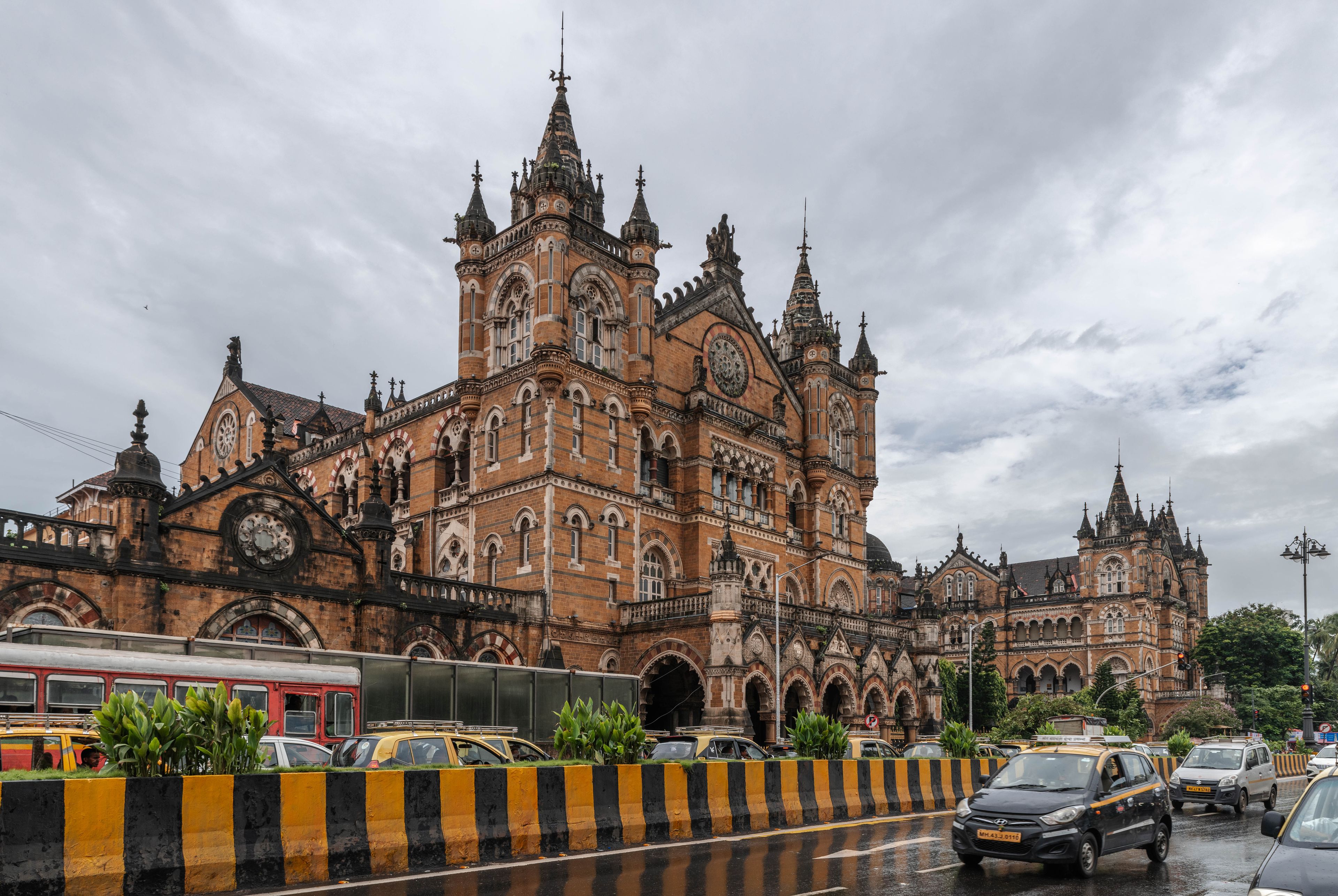 Mumbai old colonial building
