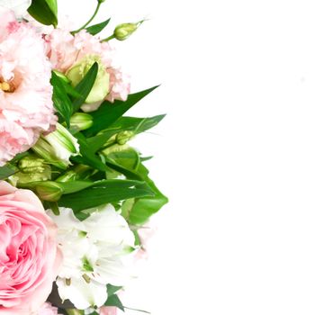 Elegant floral event installation - Photo by Studio Naae