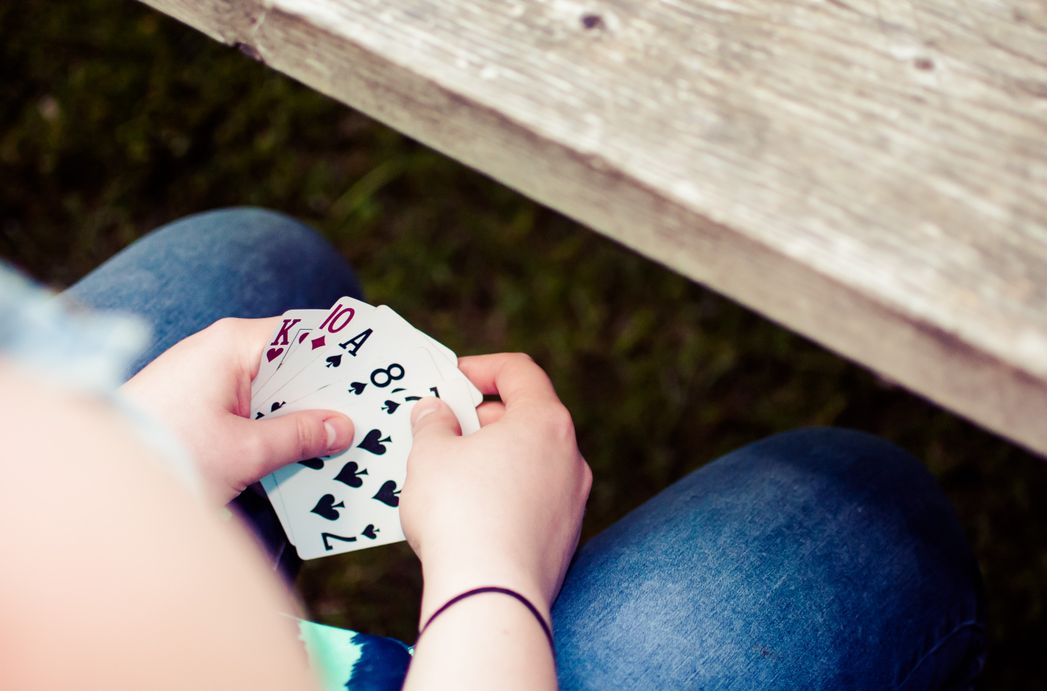 Online Casino: Spielautomaten und Live-Spiele im Überblick