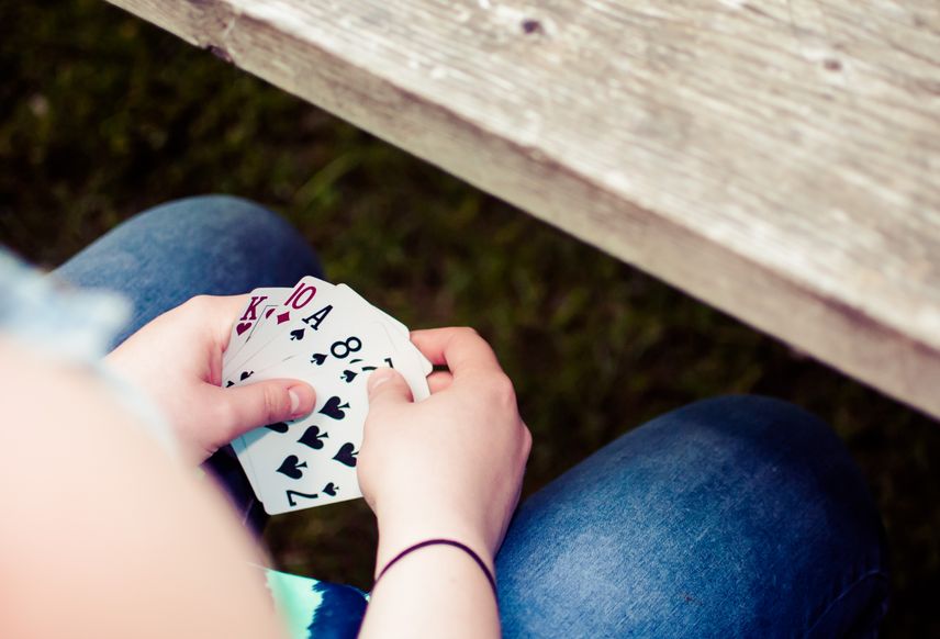Online Casino: Spielautomaten und Live-Spiele im Überblick