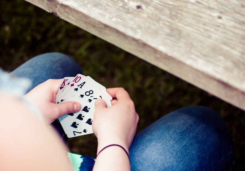 Online Casino: Spielautomaten und Live-Spiele im Überblick