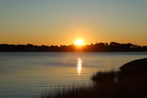Free Serene sunrise over Cove Island Park in Stamford, Connecticut. Stock Photo