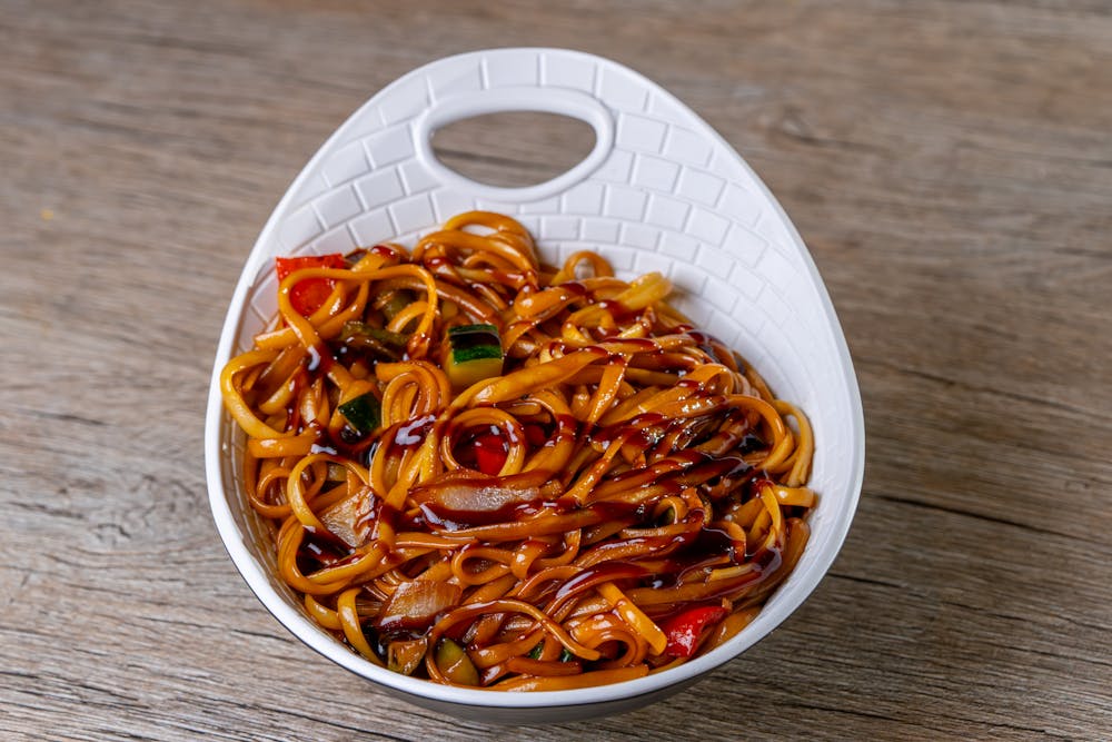 Stir-Fried Egg Noodles with Veggies and Soy Sauce