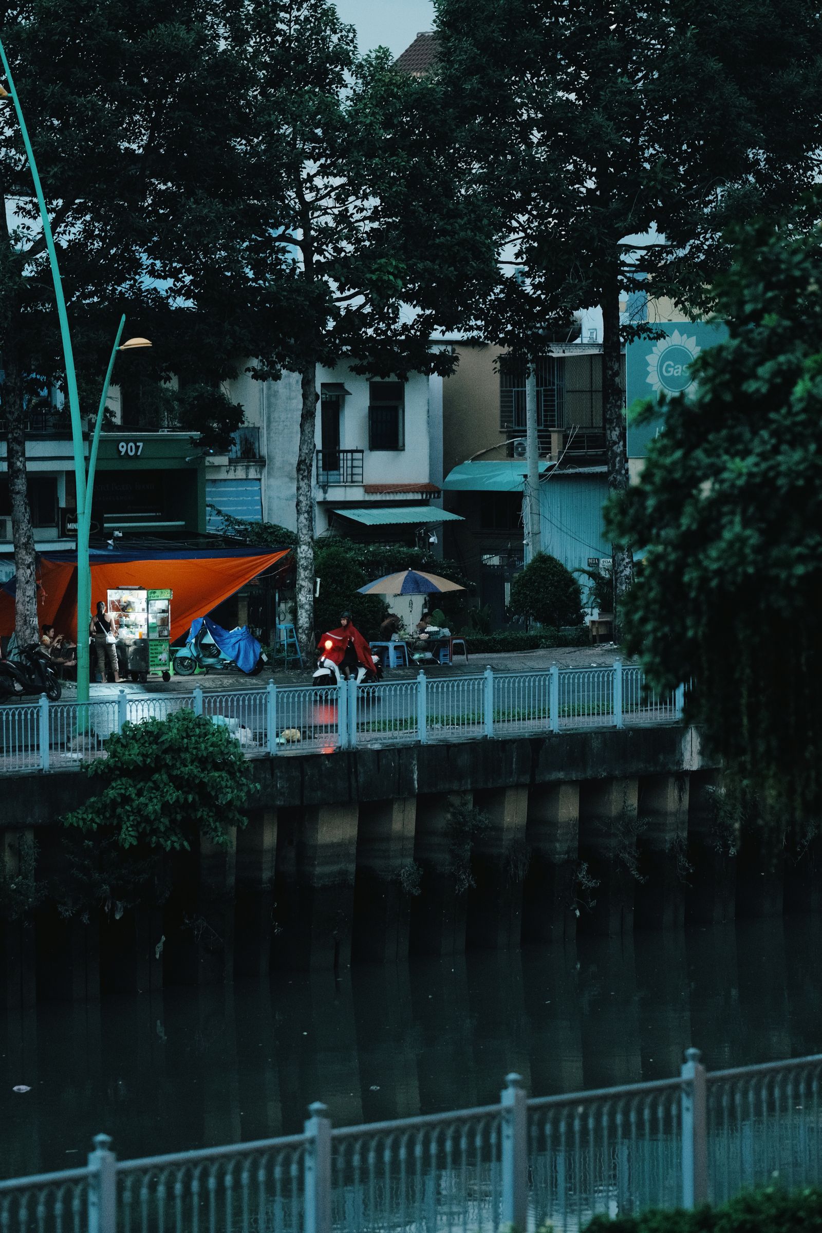 Riverside Photos, Download The BEST Free Riverside Stock Photos & HD Images