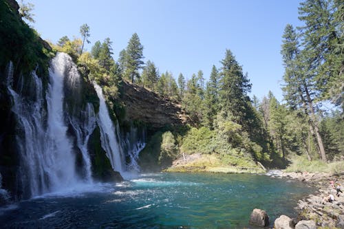 Fotos de stock gratuitas de agua, burney falls, caídas