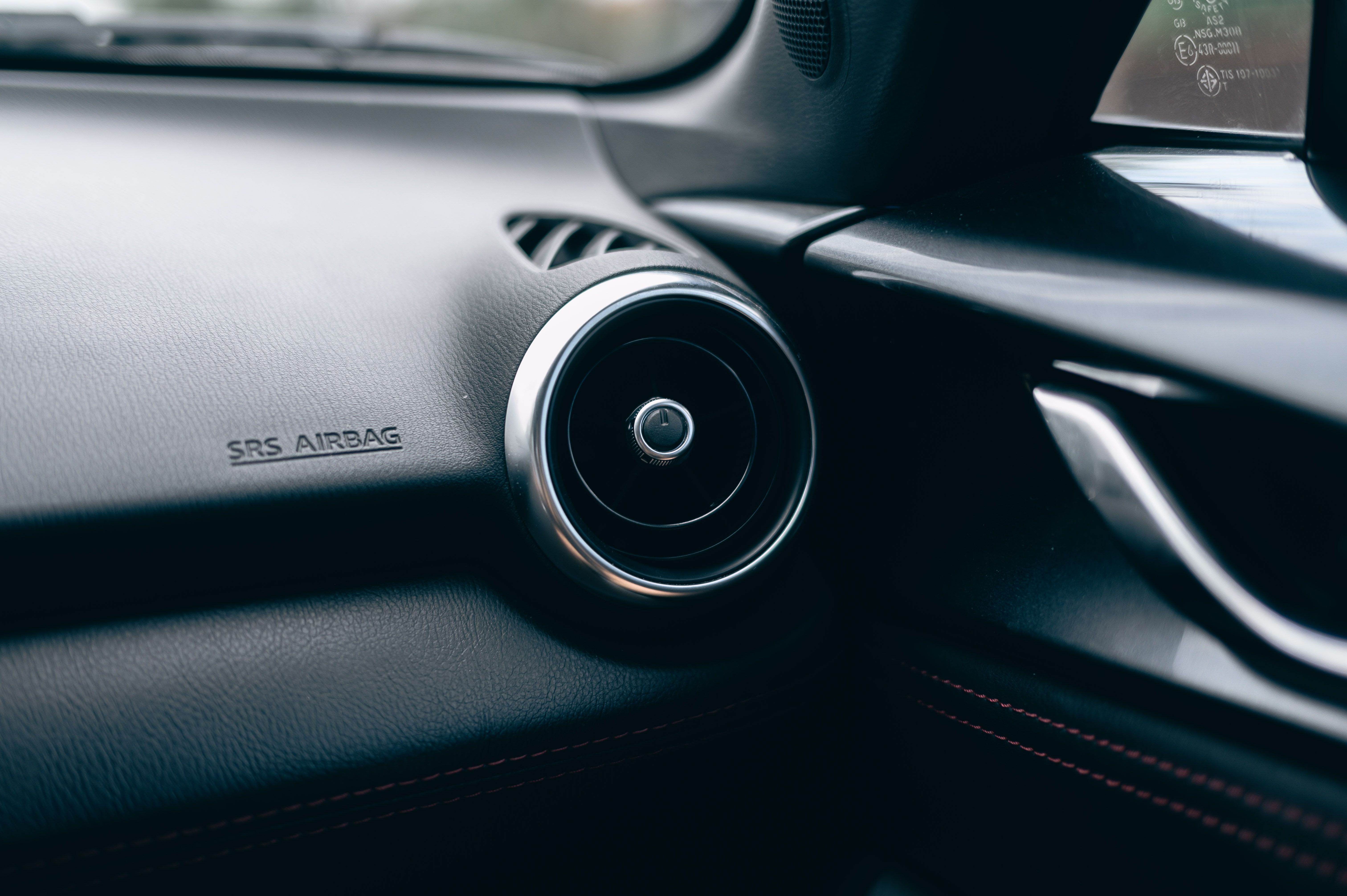 Counterfeit Airbags Are Being Installed in Crash-Repaired Cars