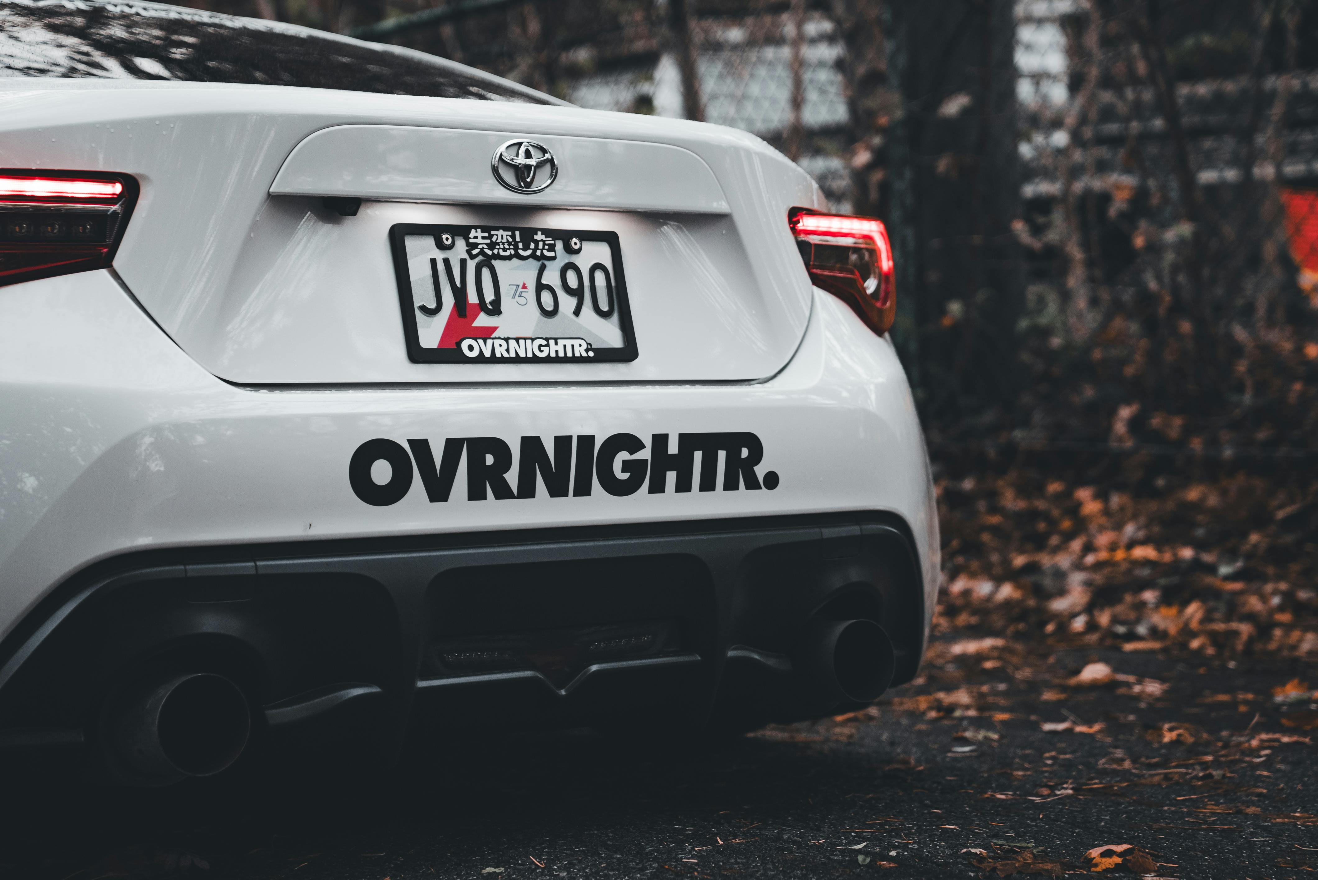 Toyota recalls 550,000 cars over defective seat problem — Photo by Erik Mclean on Pexels