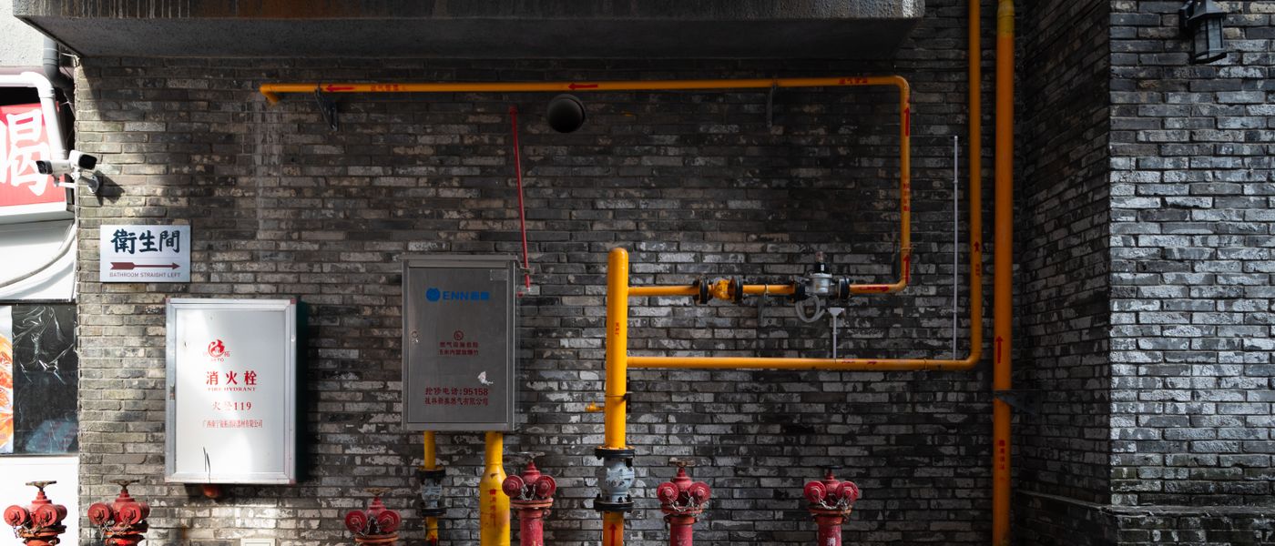 Abstract image representing secure DevOps pipeline and IT infrastructure in Montreal