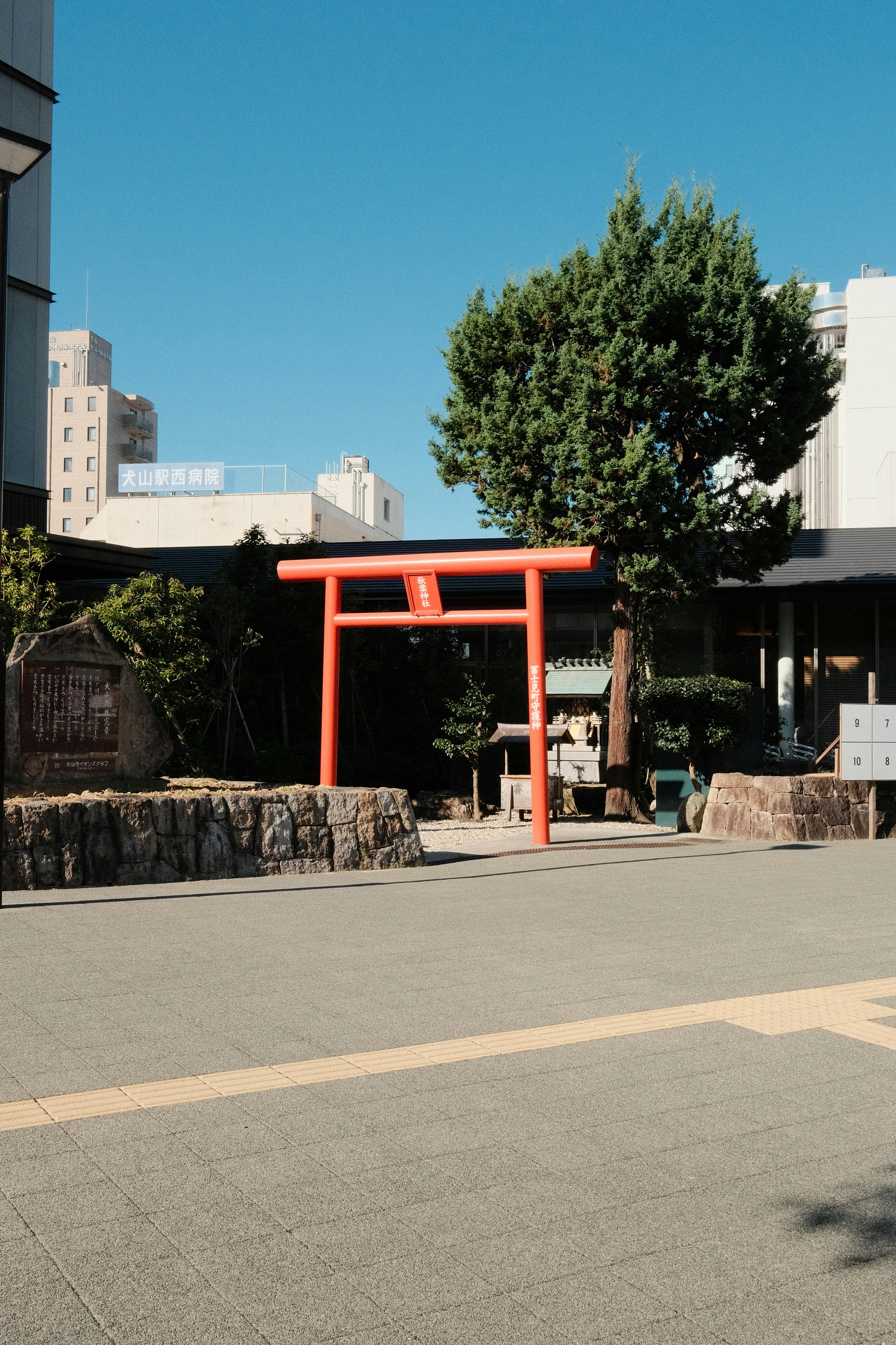 traditional red torii gate in inuyama city