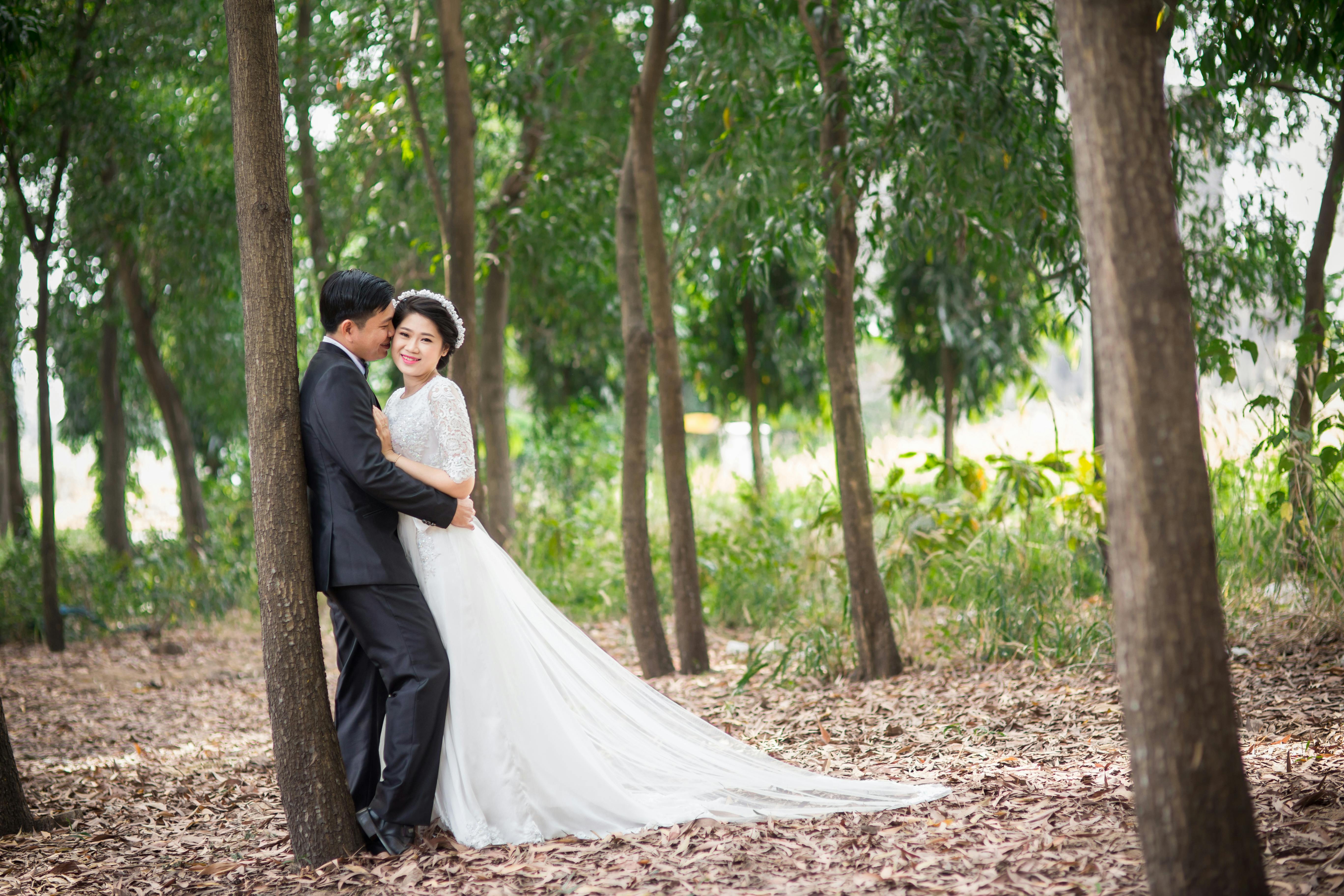 photo shoot of a wedding couple