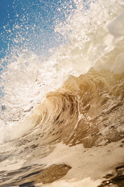 Dynamic ocean wave crashing on the shore of Mar del Plata, Argentina.