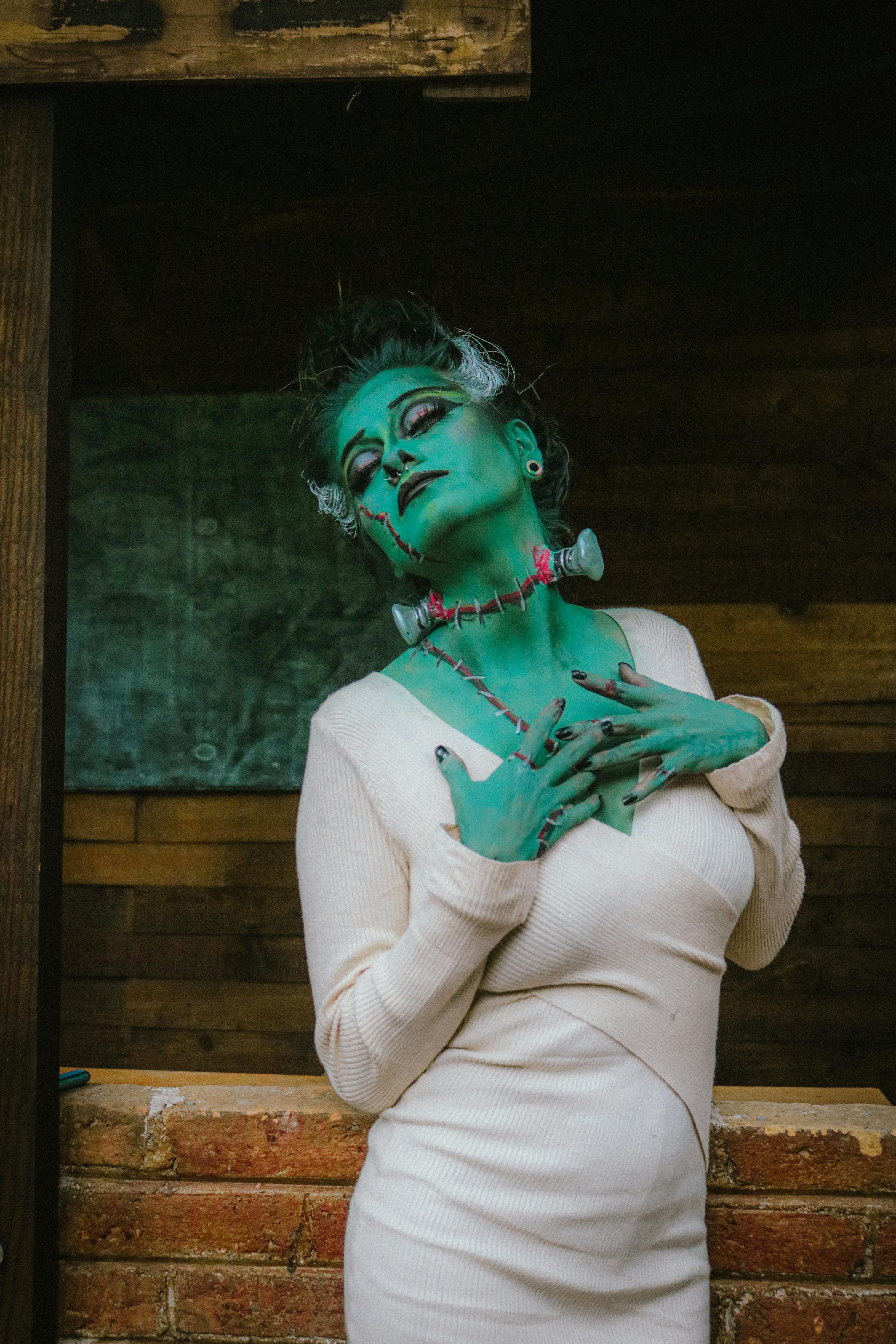 grátis Fantasia De Monstro Glamourosa Com Maquiagem Verde Foto profissional