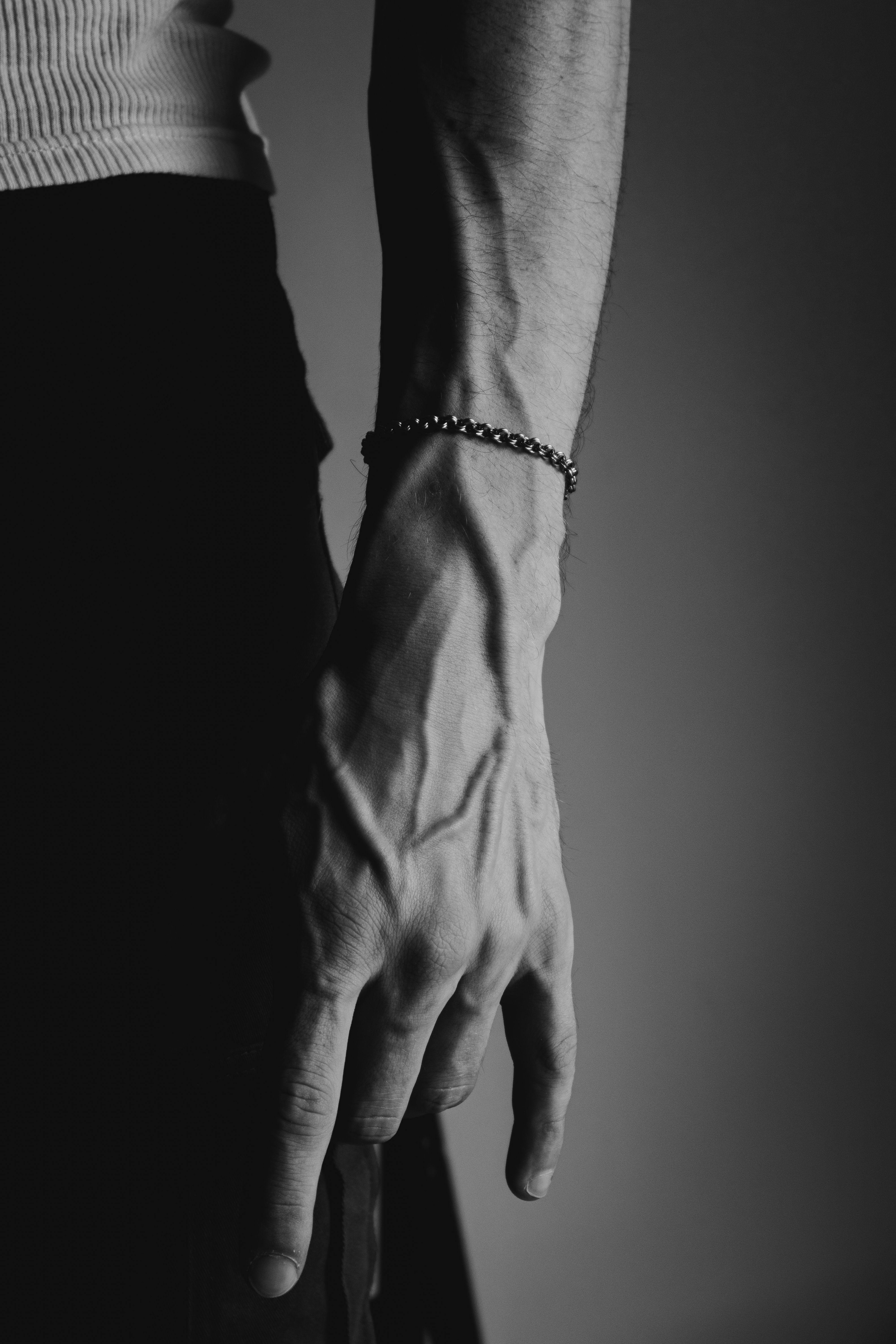 Artistic Black and White Veined Hand Portrait · Free Stock Photo