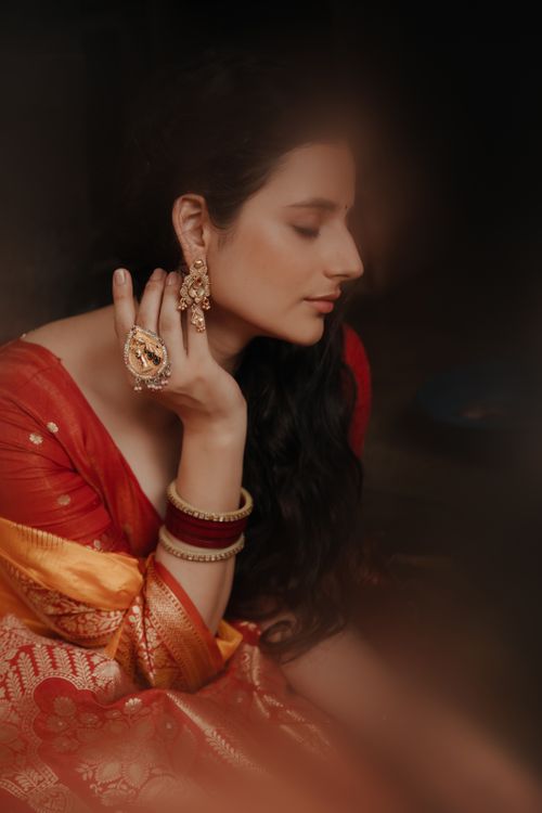 Elegant Woman in Traditional Indian Saree · Free Stock Photo