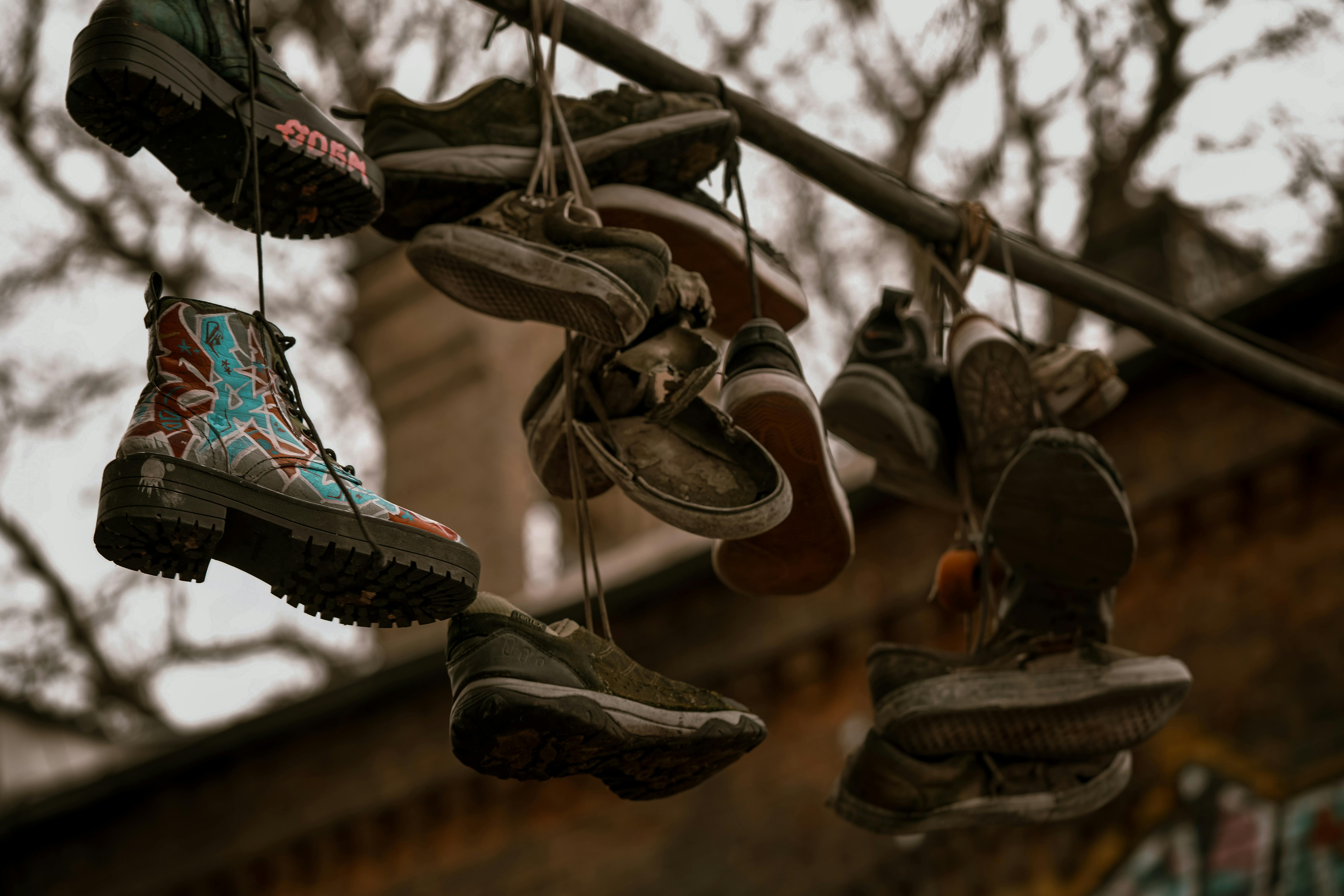 gardening shoes — Photo by Nathan J Hilton on Pexels