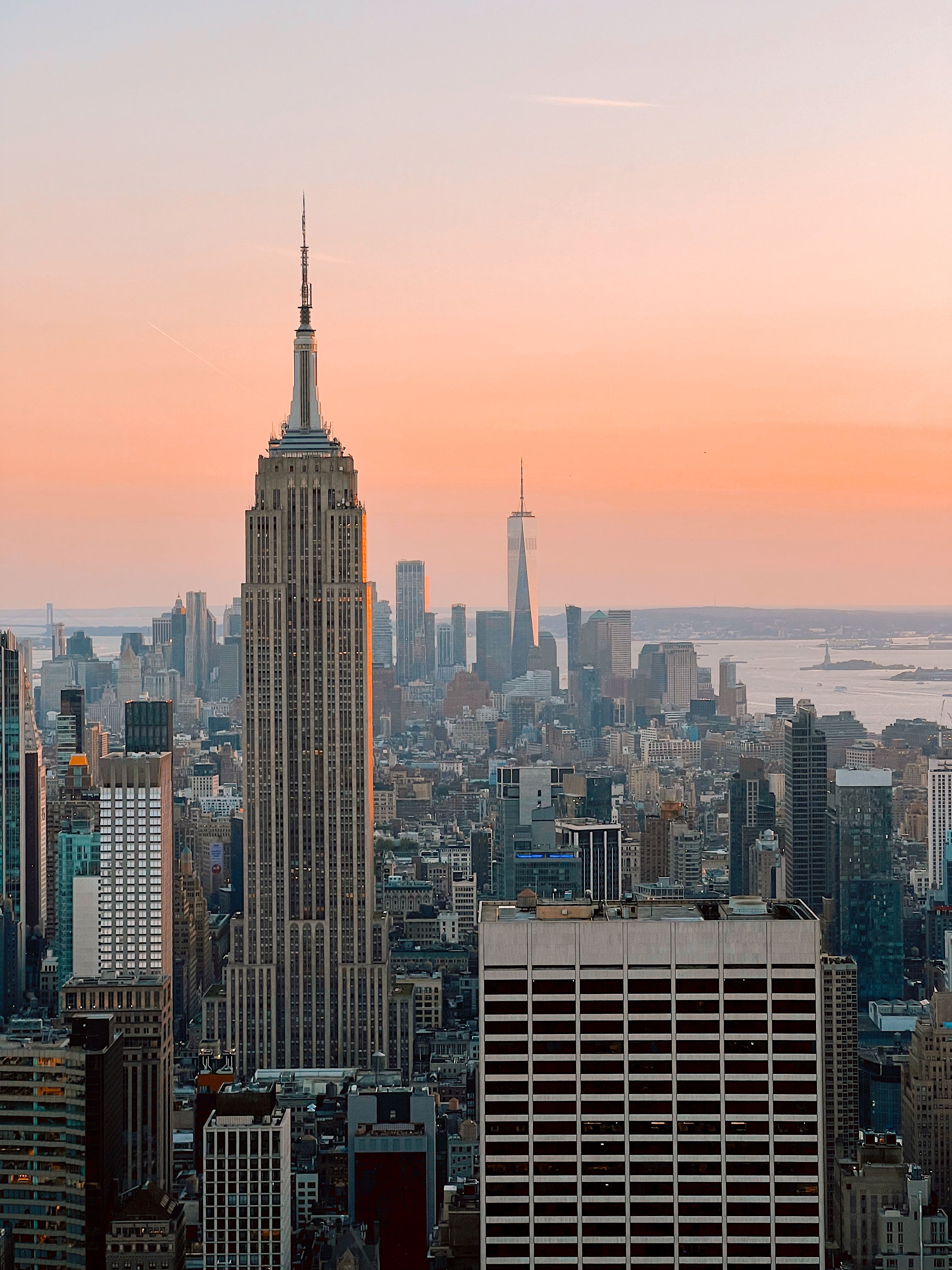 Stunning New York City Skyline at Sunset · Free Stock Photo