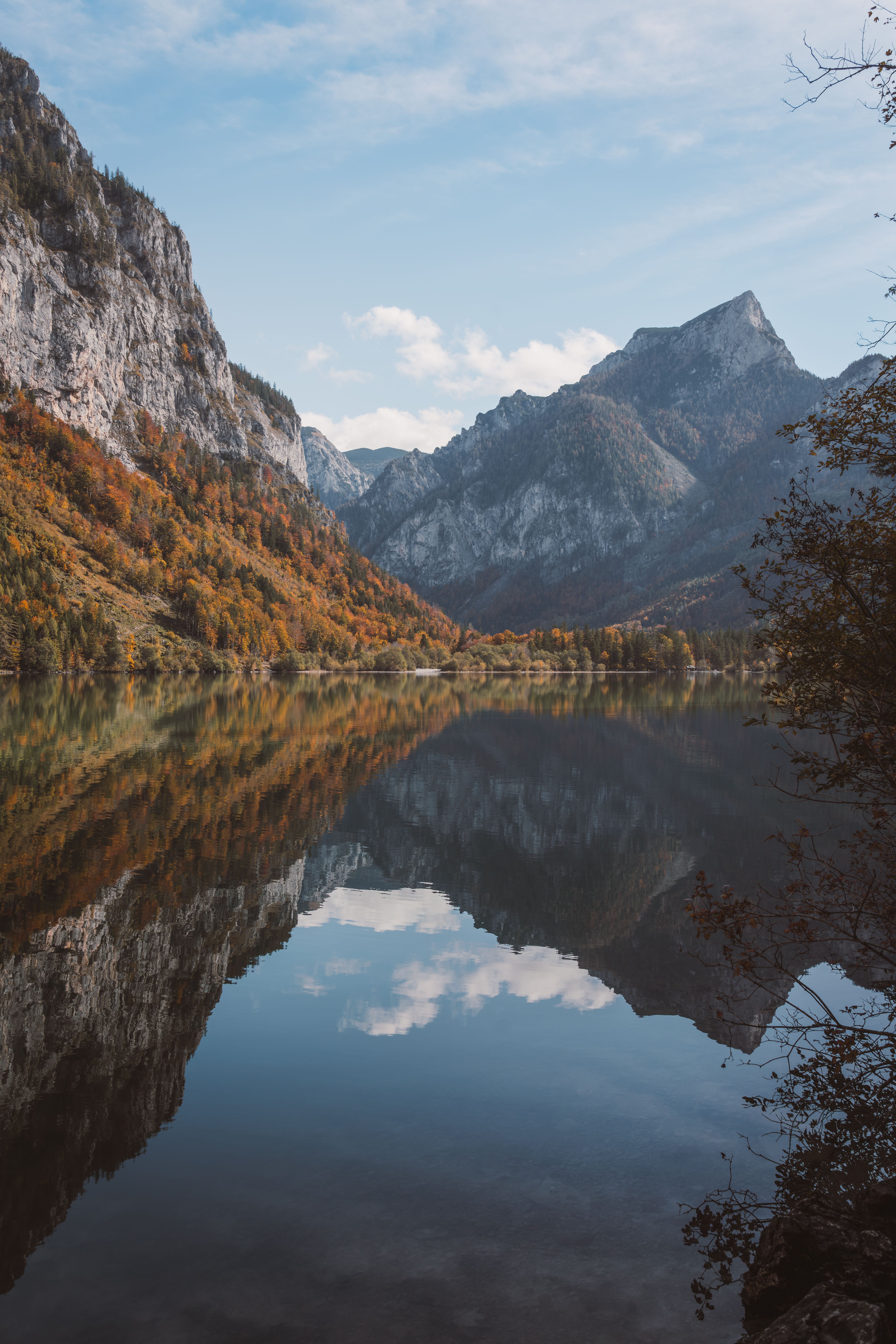 Serene Mountain Reflection in Austrian Alps · Free Stock Photo