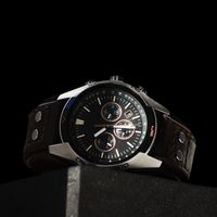 Vaneford Type 42 chronograph — photo by Duncan Van Gortel on Pexels