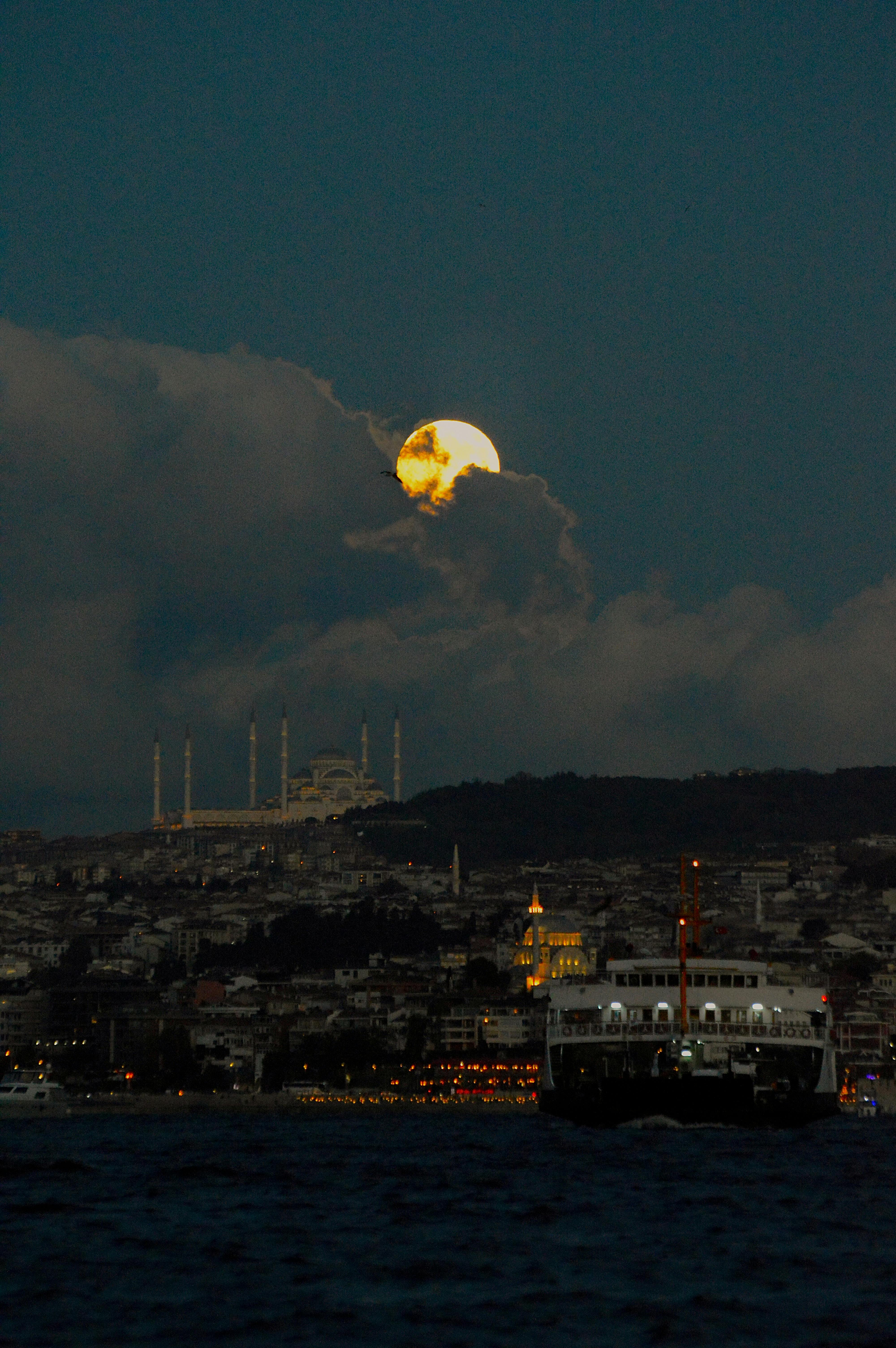 Democrats say they were left in the dark on Trump's drug boat strike