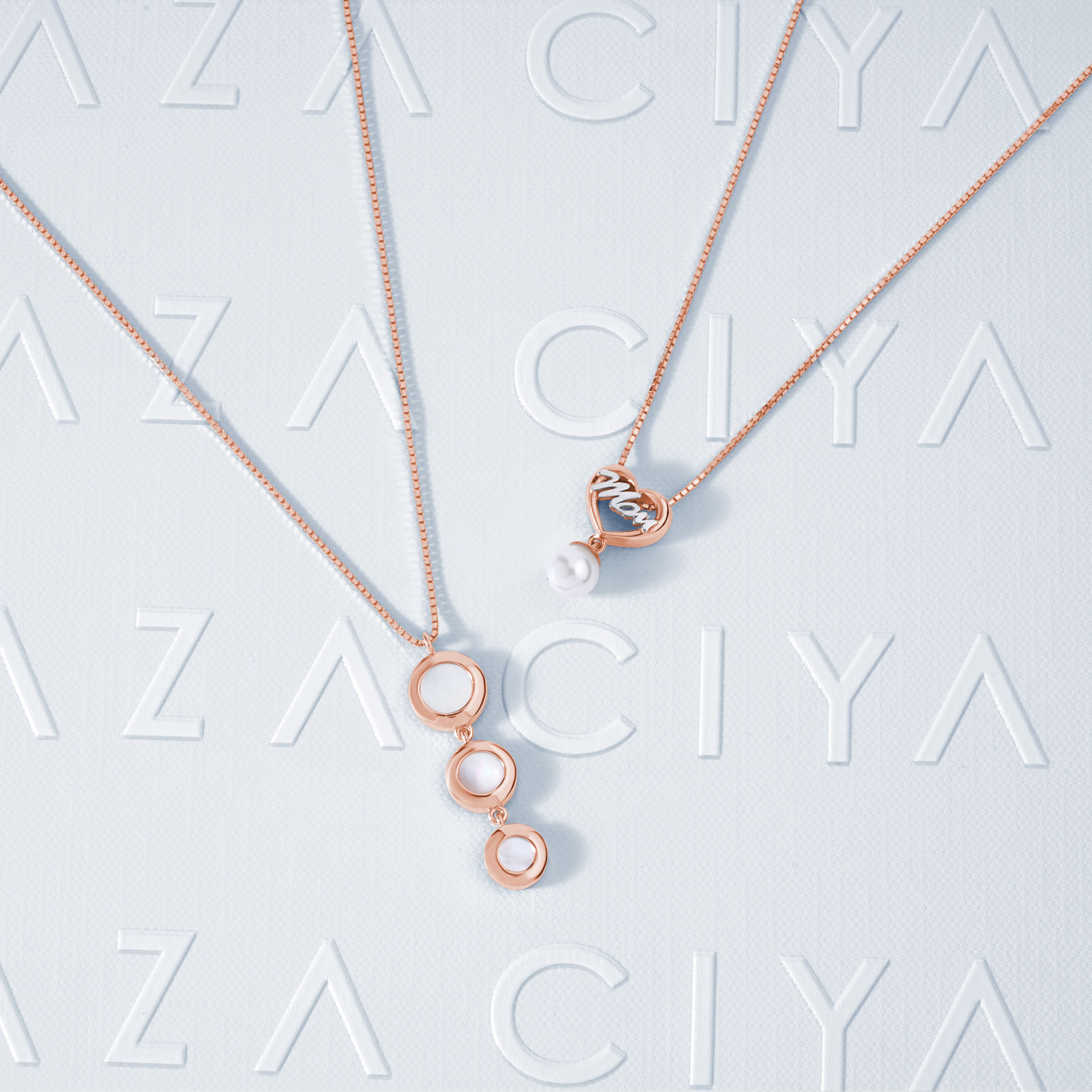 		“Jewelry that shines with elegance and sophistication, beautifully captured.” Shoot for @theofficialciyaza			