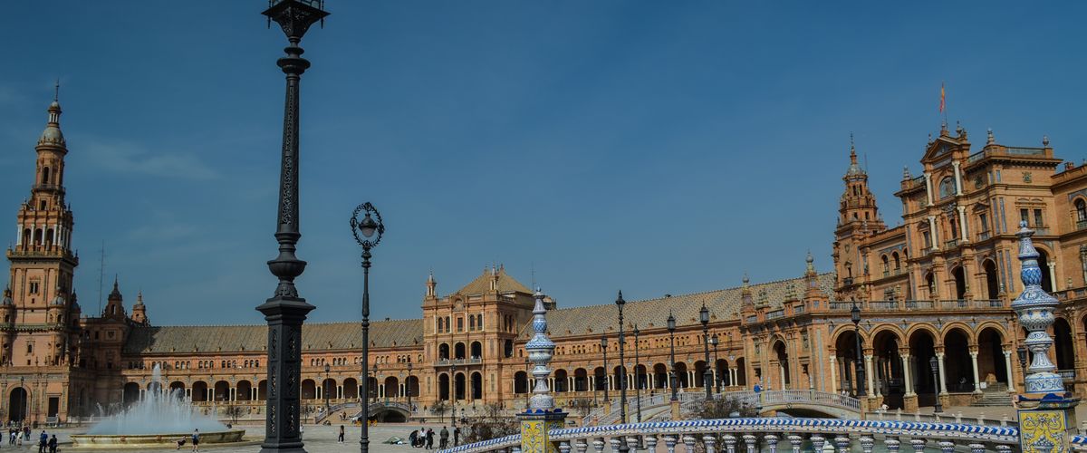 Running Groups in Seville: Complete Guide 2026