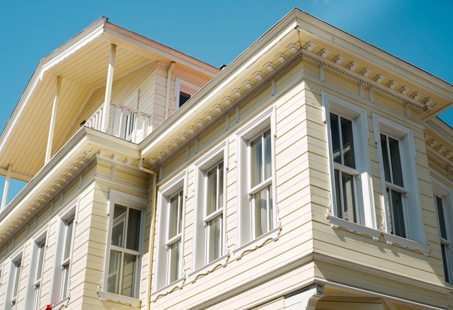 Paisley — professional movers carrying furniture on a house move