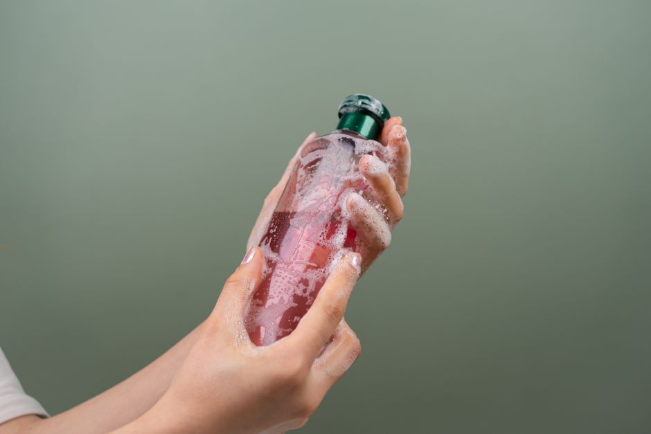 손 씻기 비누 병, 거품 클로즈업
