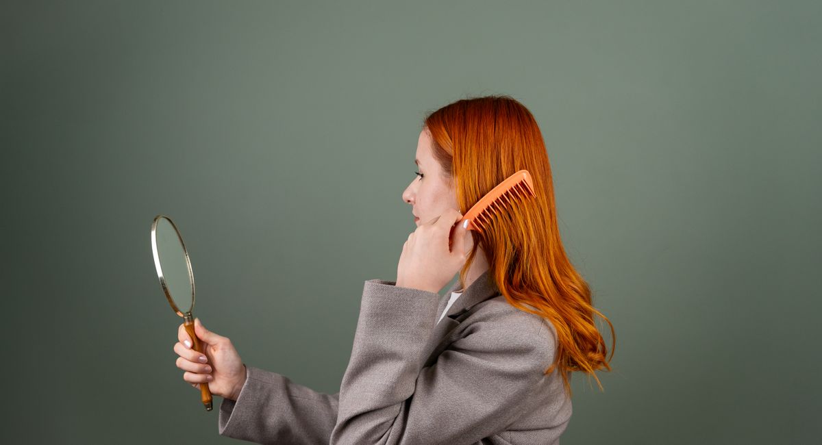 Illustration, soin des cheveux à la kératine