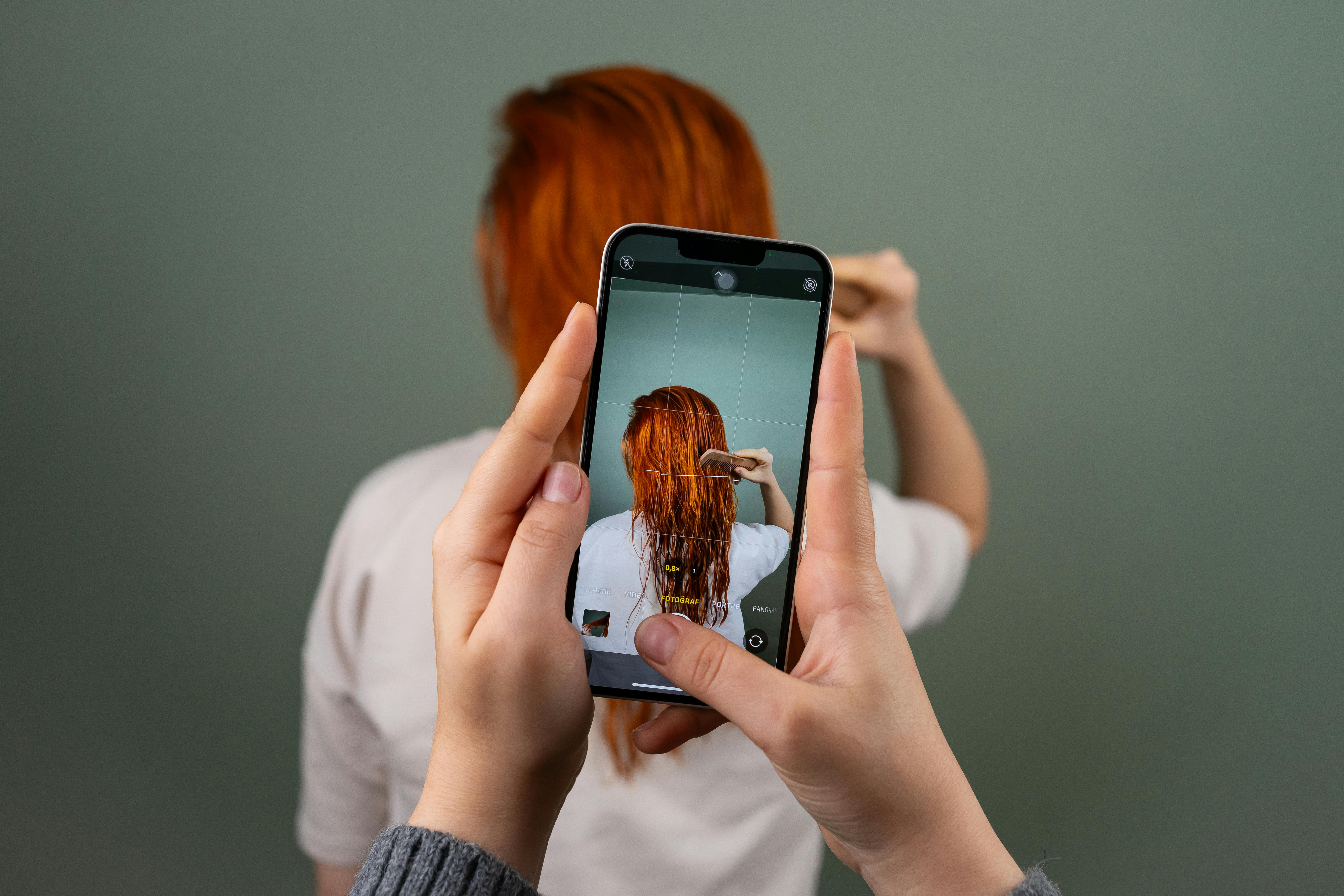 Ücretsiz Yaşam Tarzı Anlarını Yakalamak: Akıllı Telefon Fotoğrafçılığı Stok Fotoğraflar