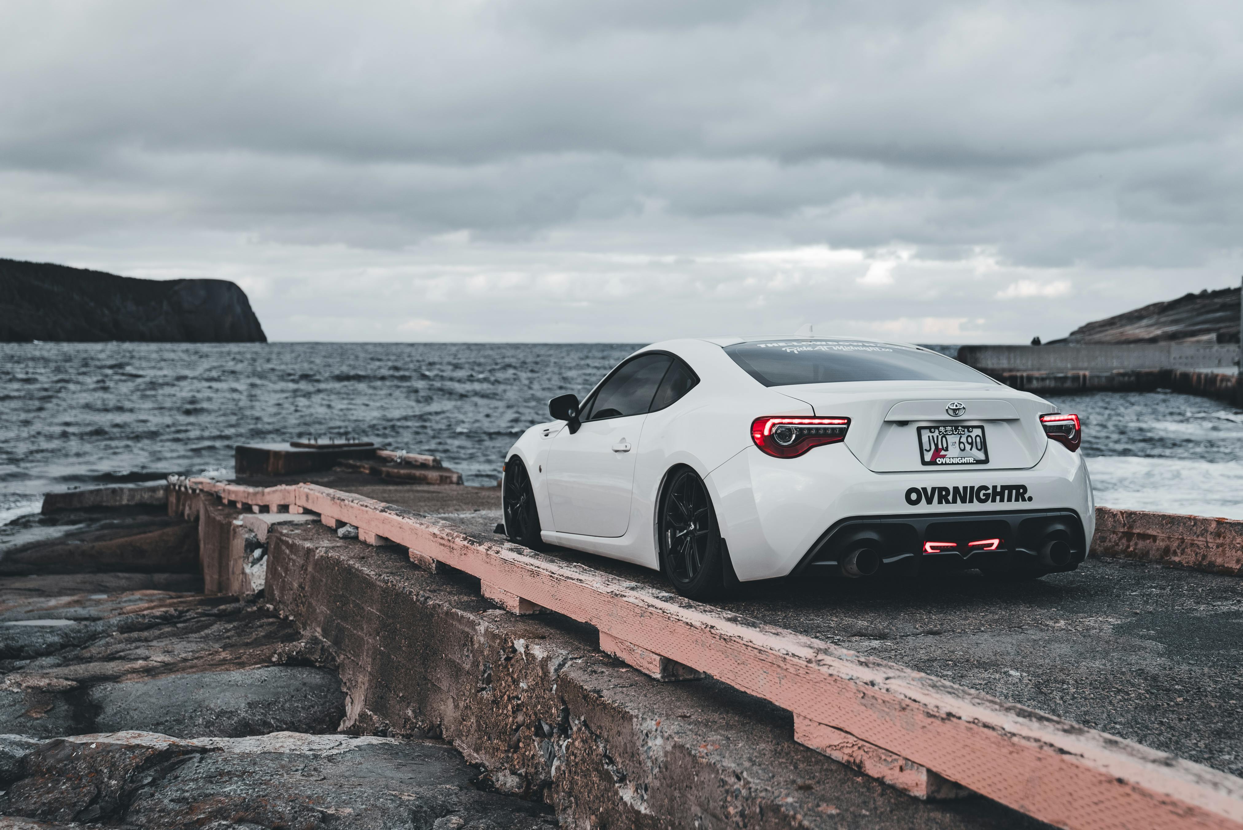 Toyota recalls over 1M vehicles over backup camera issues — Photo by Erik Mclean on Pexels