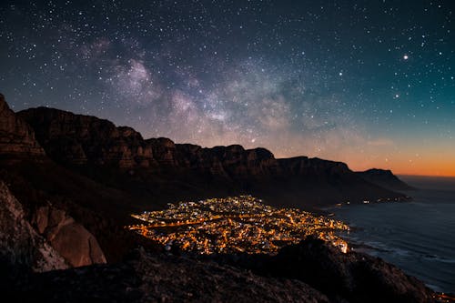 Gratis lagerfoto af aften, astronomi, bjerg Lagerfoto