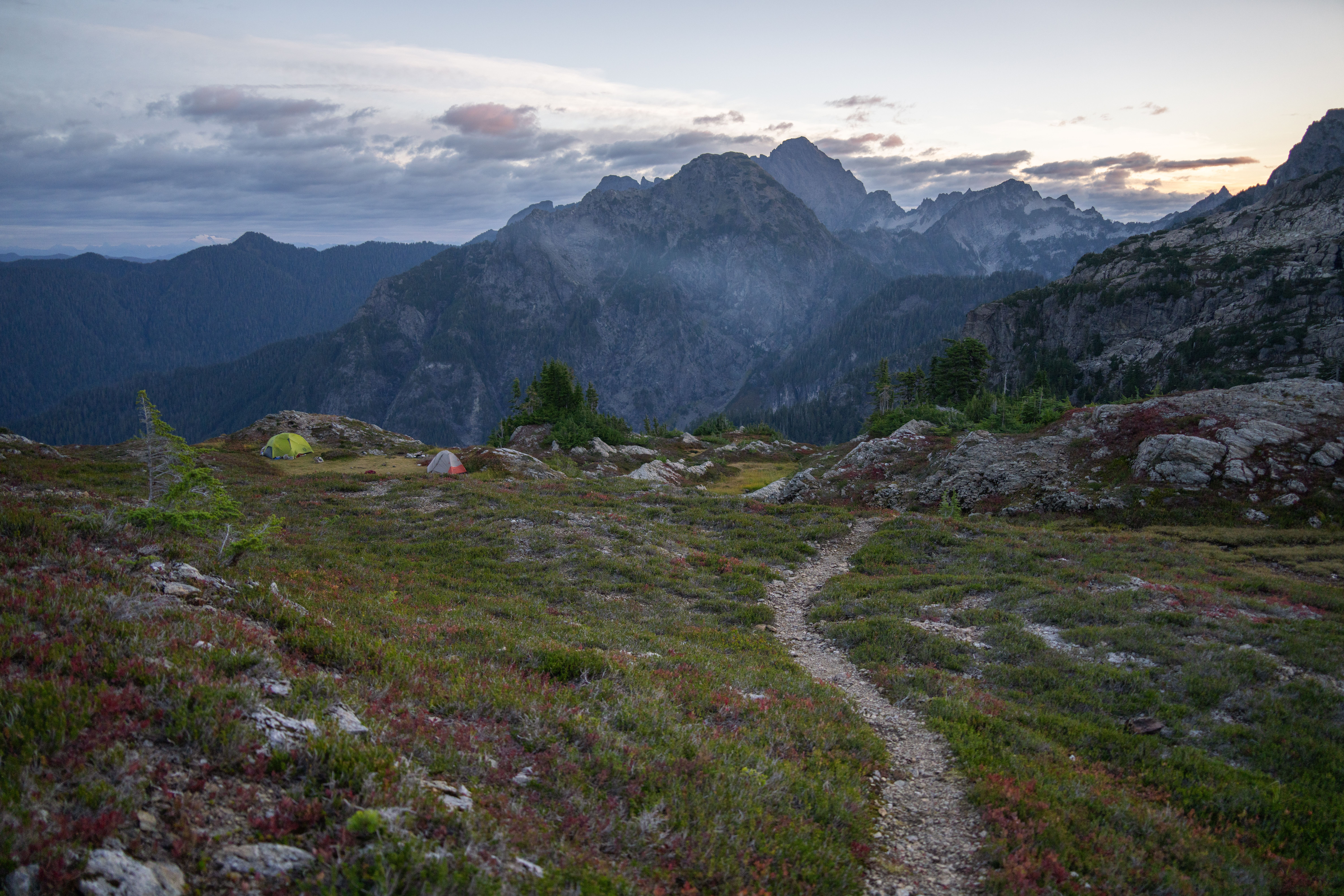 Peaceful morning view of a campsite in the Washington mountains with rocky trails – ultralight weight measurement standards