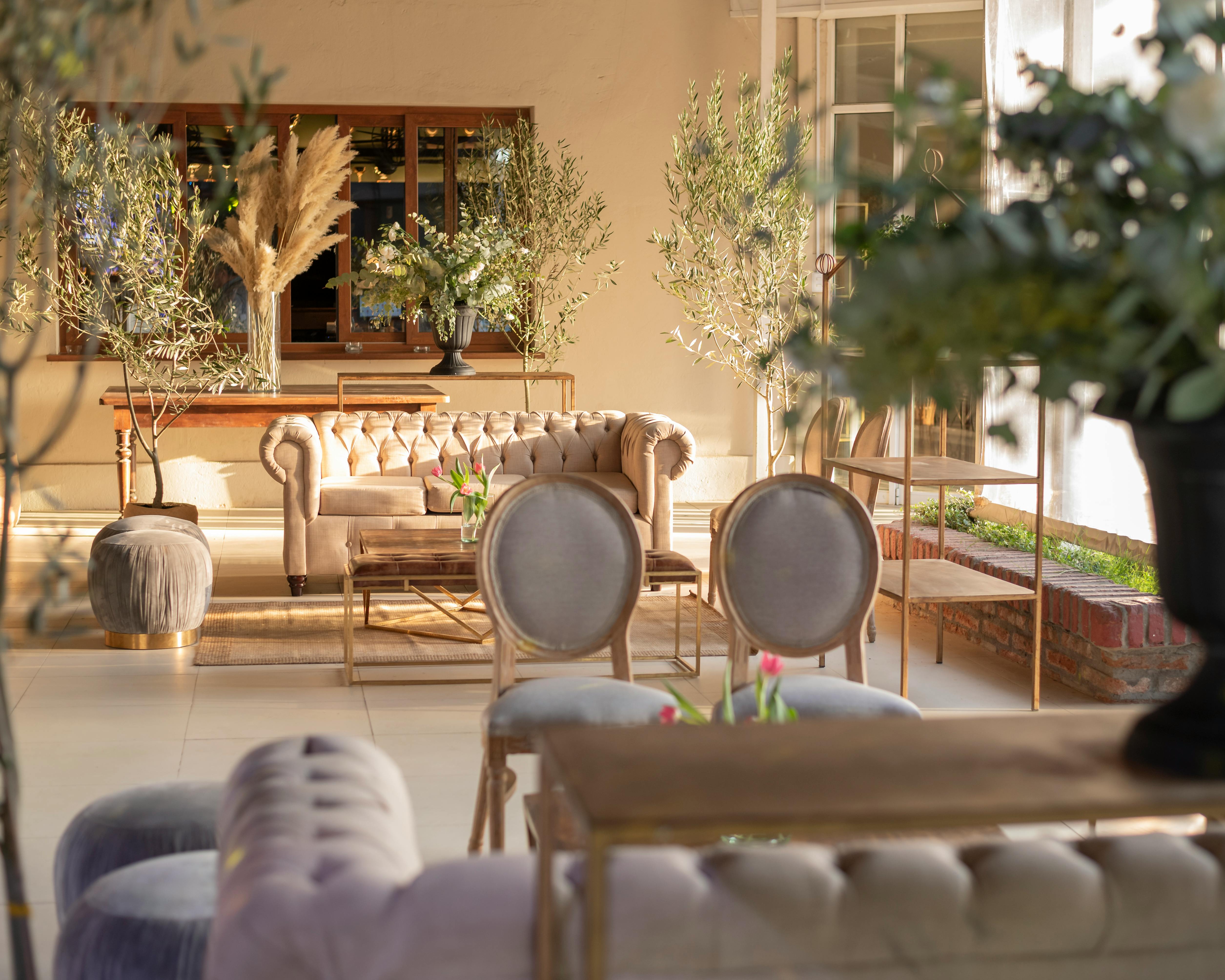 The Benefits of Sofa and End Tables