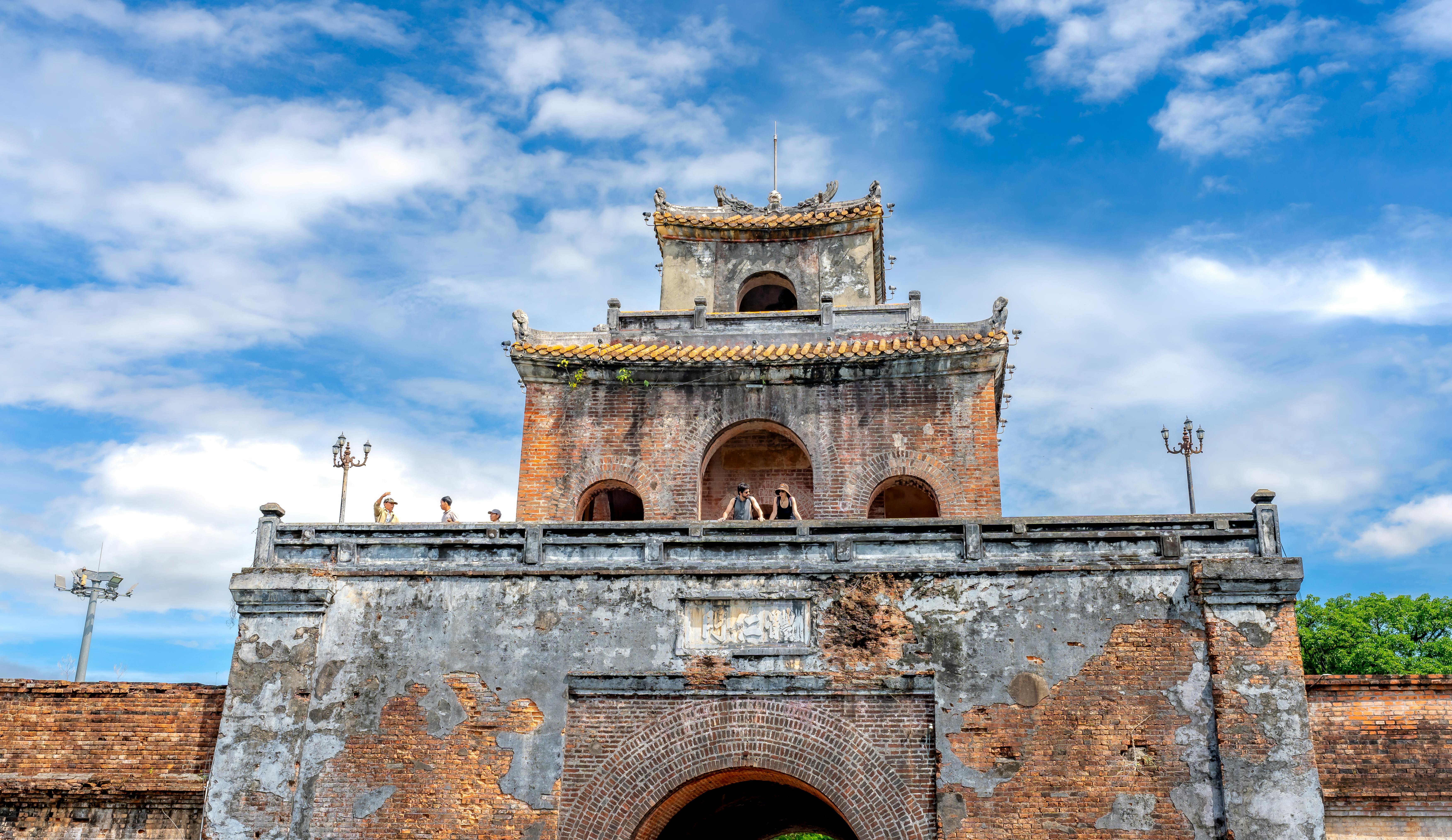 Vietnami bún bò Huế – Huế város autentikus csípős marhahúslevese – hue imperial city vietnam food culture